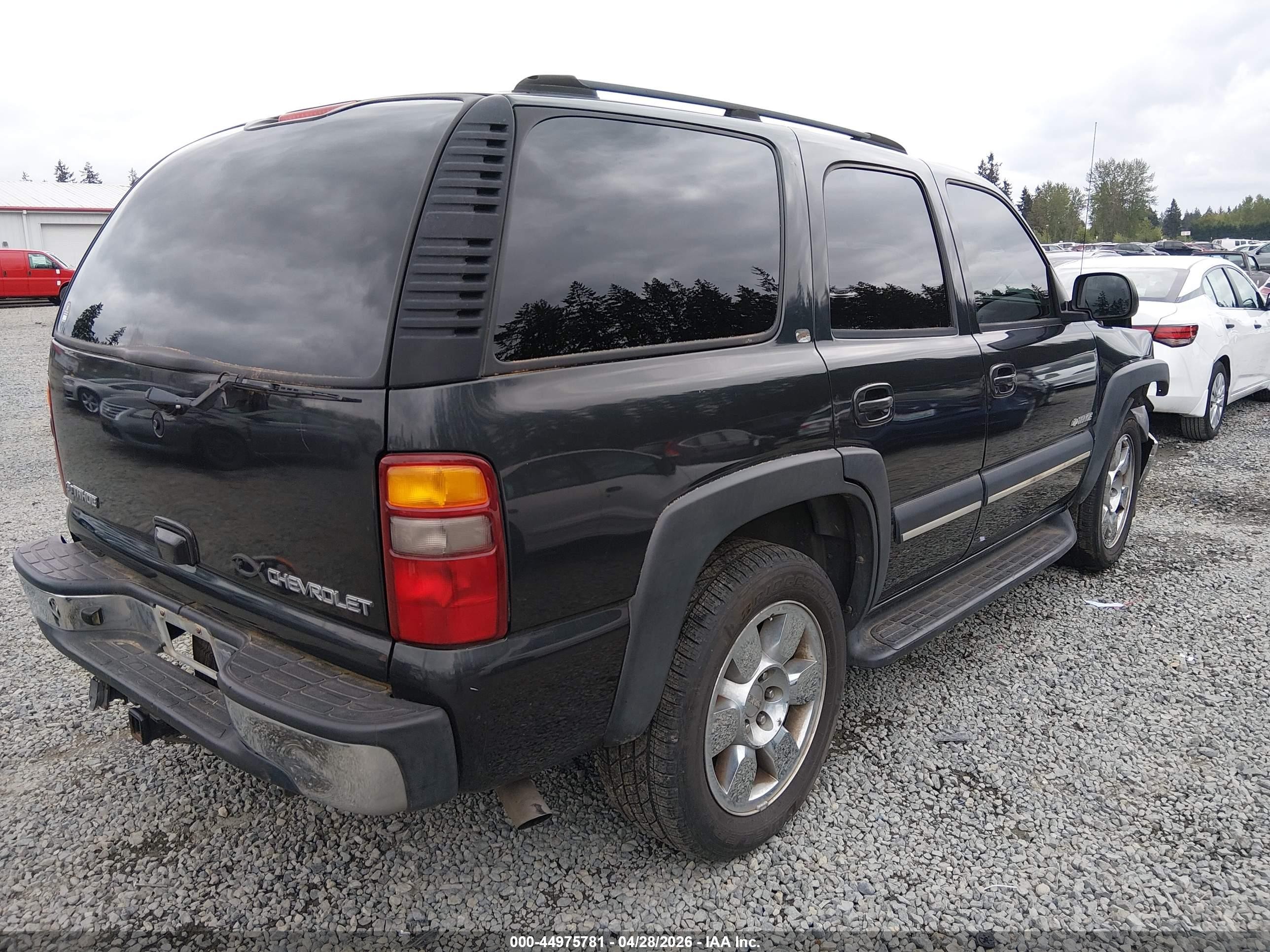 2003 Chevrolet Tahoe Lt Серый vin: 1GNEC13Z73R307816
