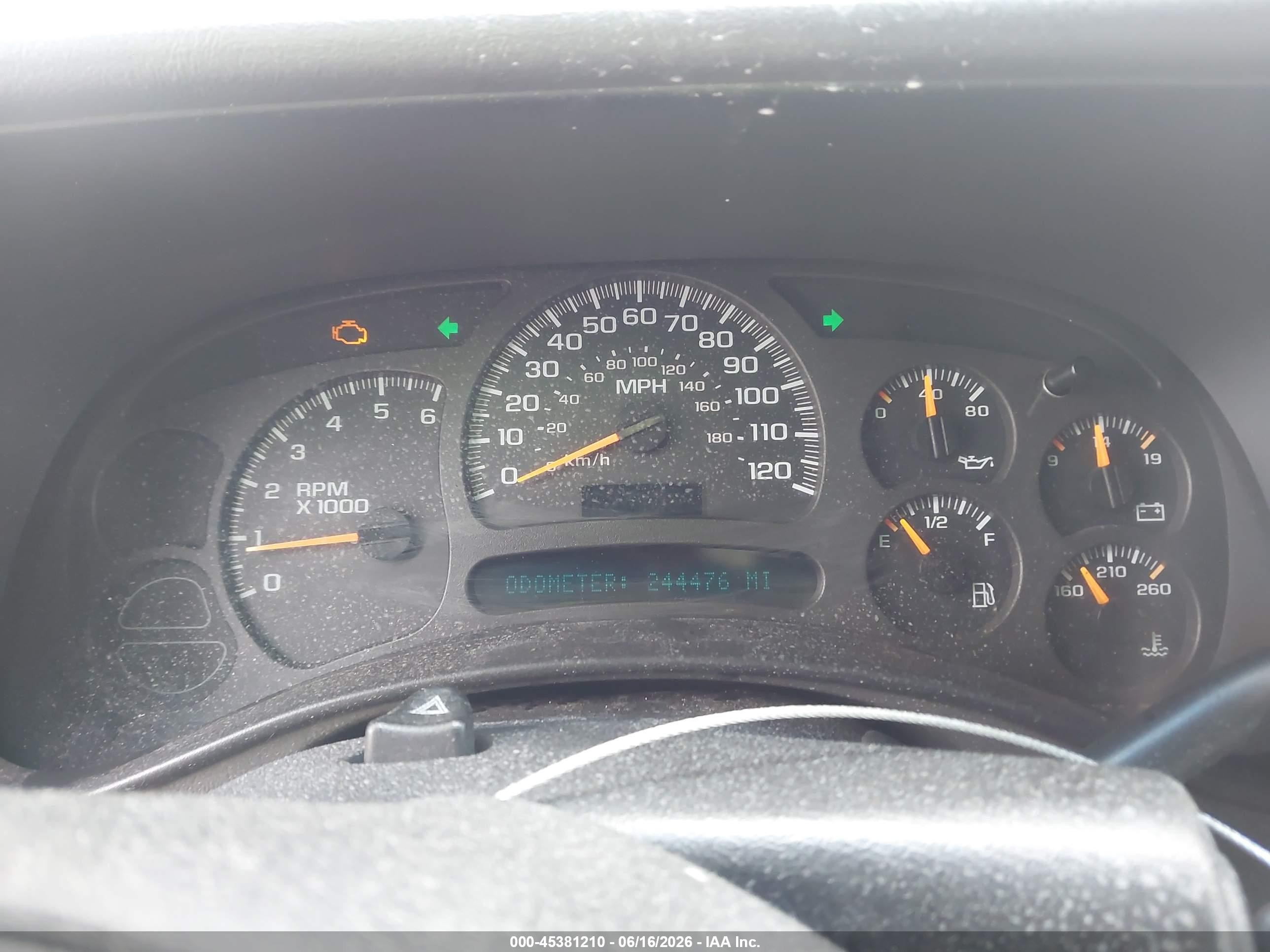 2004 Chevrolet Tahoe Lt Silver vin: 1GNEC13Z74R189719