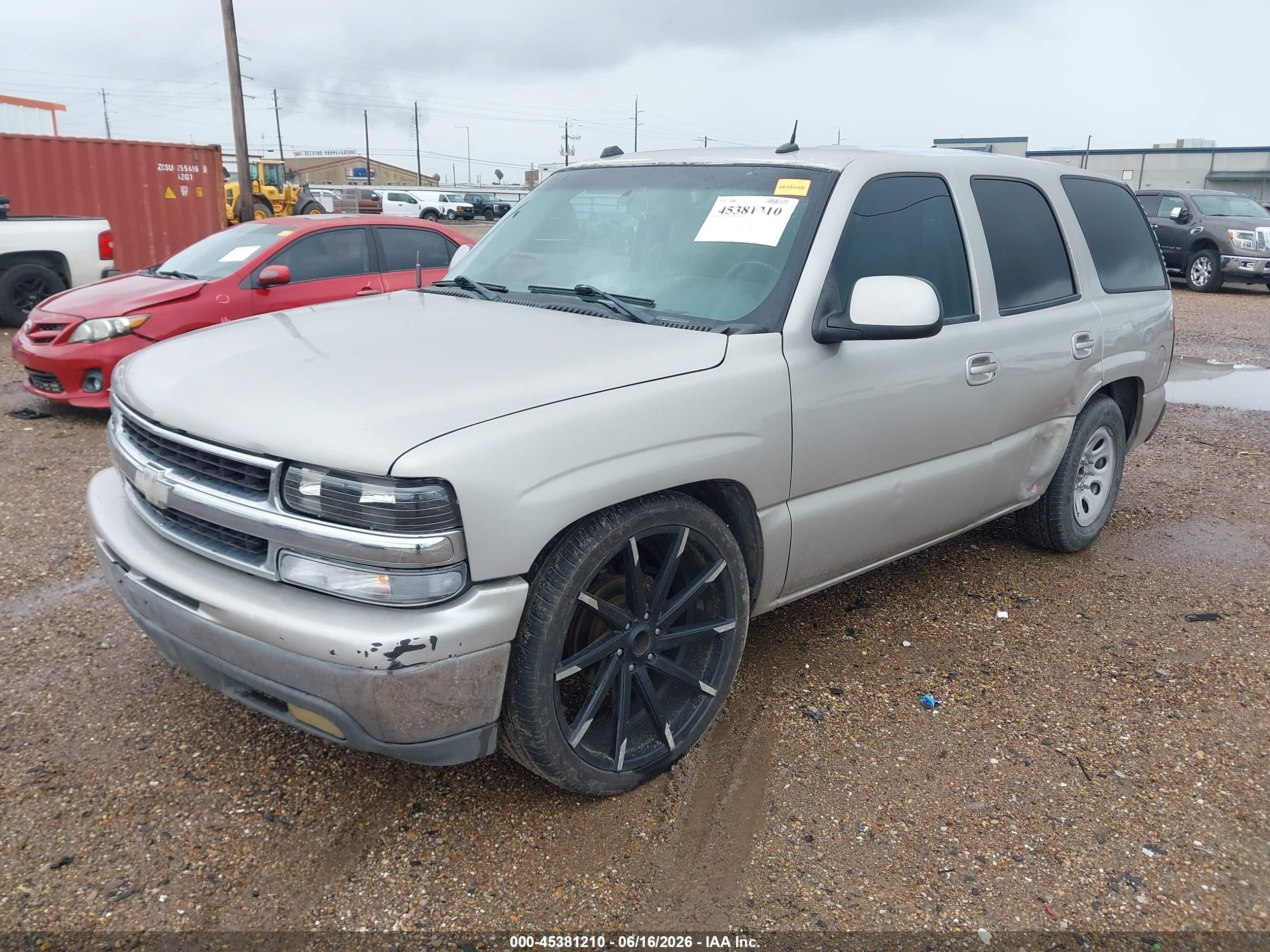 2004 Chevrolet Tahoe Lt Silver vin: 1GNEC13Z74R189719