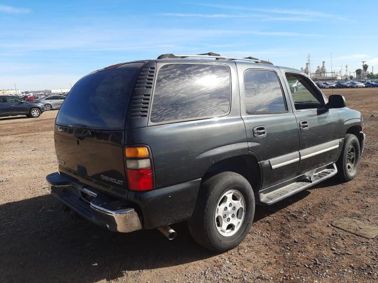 2004 Chevrolet Tahoe C1500 Charcoal vin: 1GNEC13Z74R210469