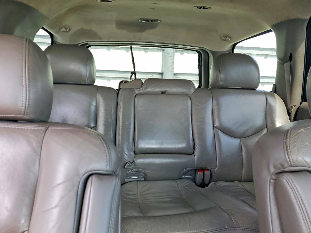 2003 Chevrolet Tahoe C1500 Blue vin: 1GNEC13Z83R303841