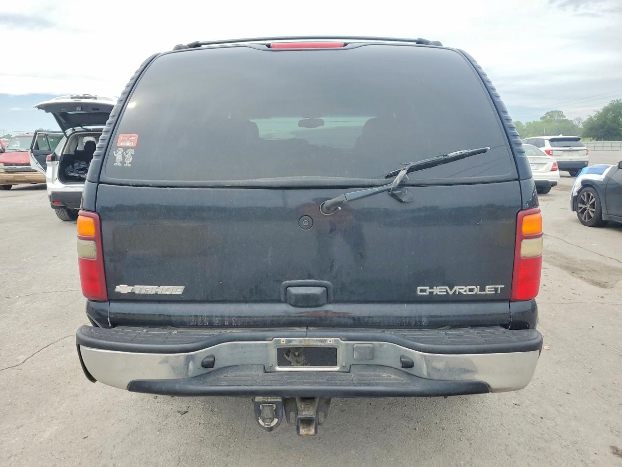 2003 Chevrolet Tahoe C1500 Black vin: 1GNEC13Z83R319117