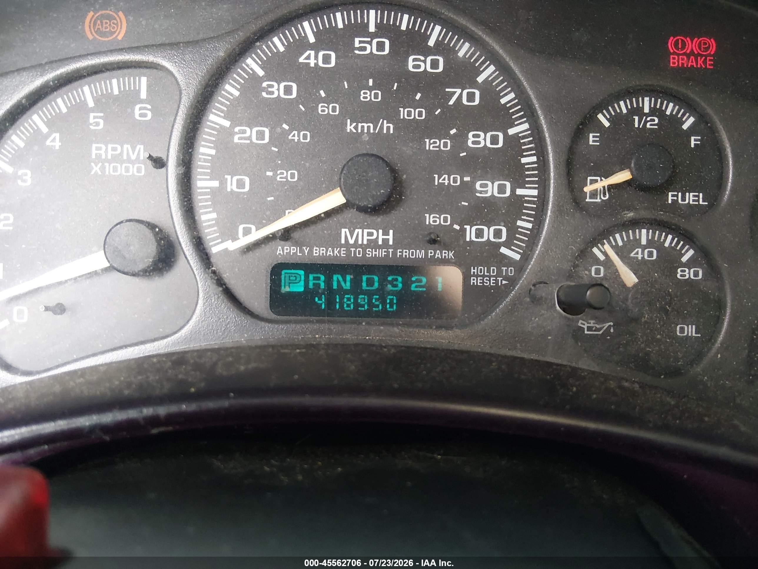 2002 Chevrolet Tahoe Lt Gray vin: 1GNEC13Z92R149106