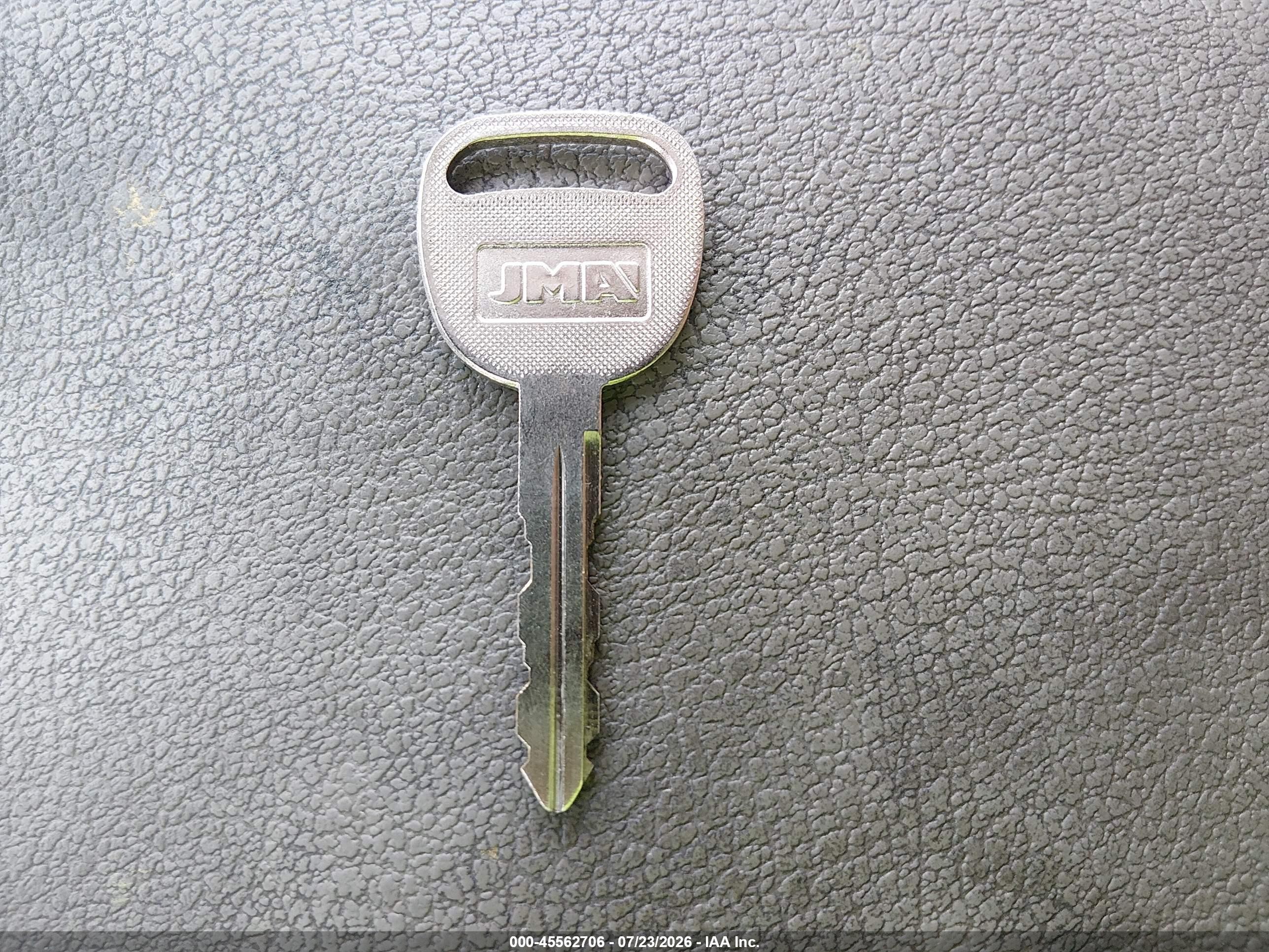 2002 Chevrolet Tahoe Lt Gray vin: 1GNEC13Z92R149106