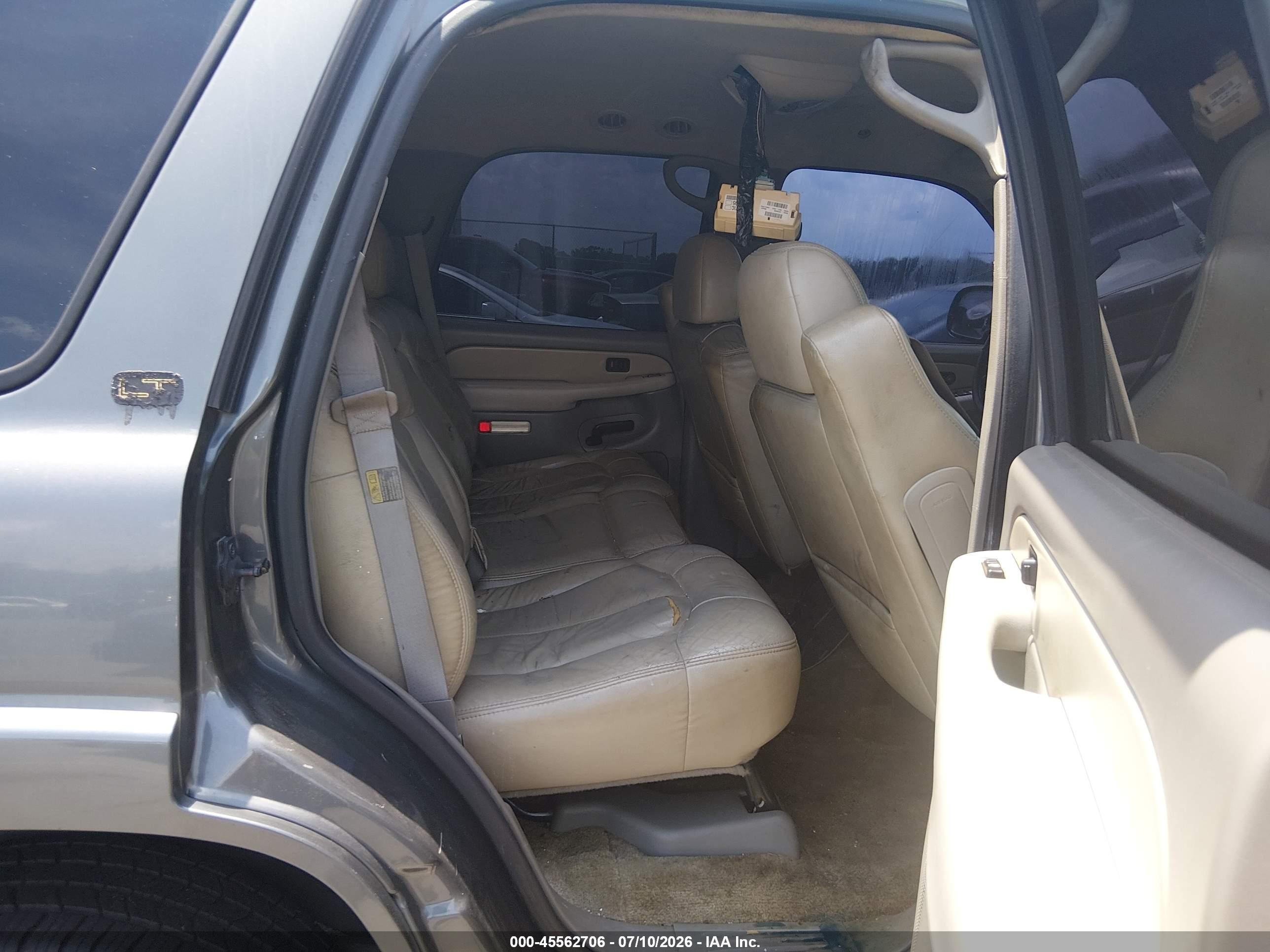2002 Chevrolet Tahoe Lt Gray vin: 1GNEC13Z92R149106