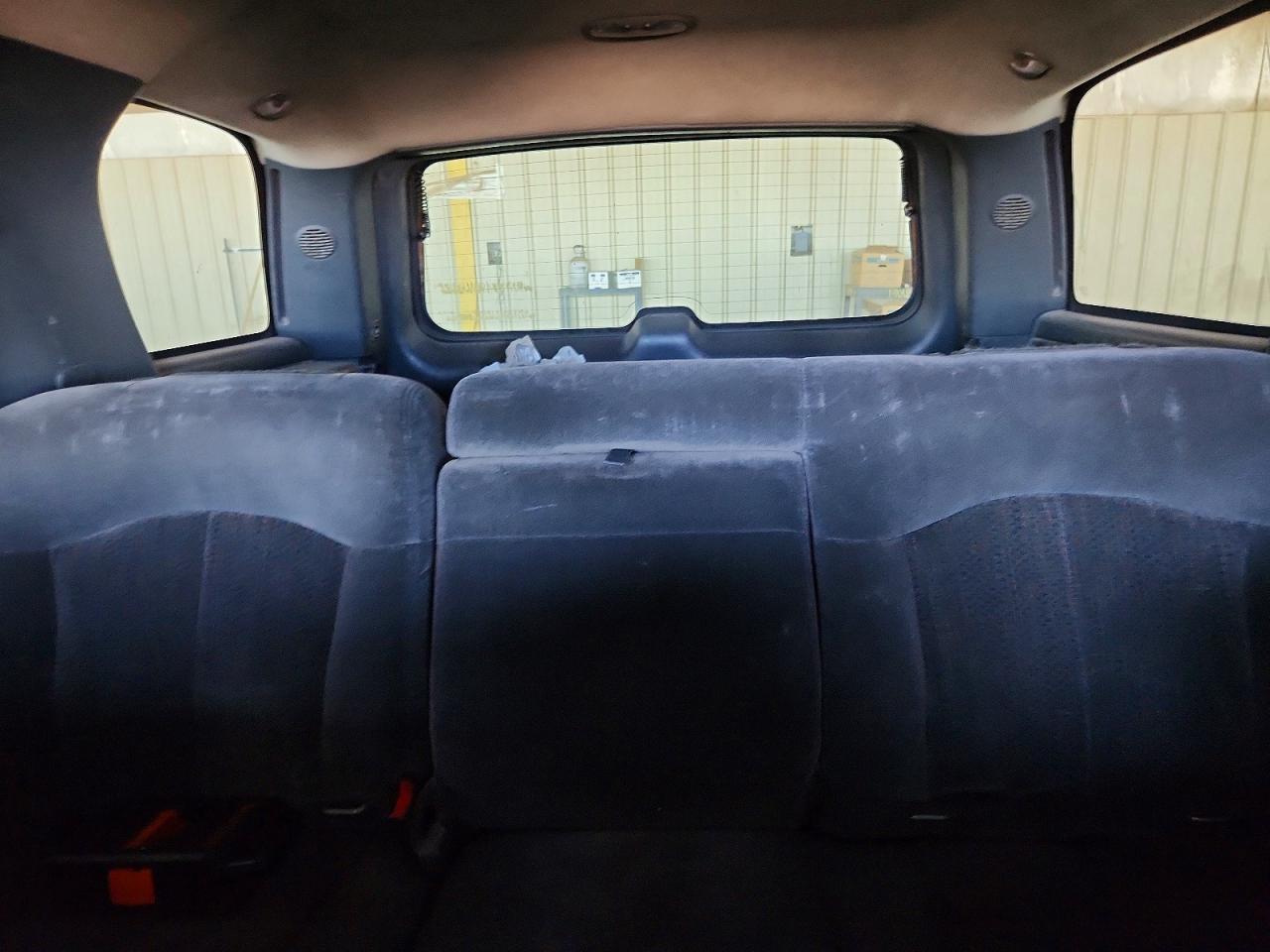 2002 Chevrolet Tahoe C1500 Brown vin: 1GNEC13Z92R227044