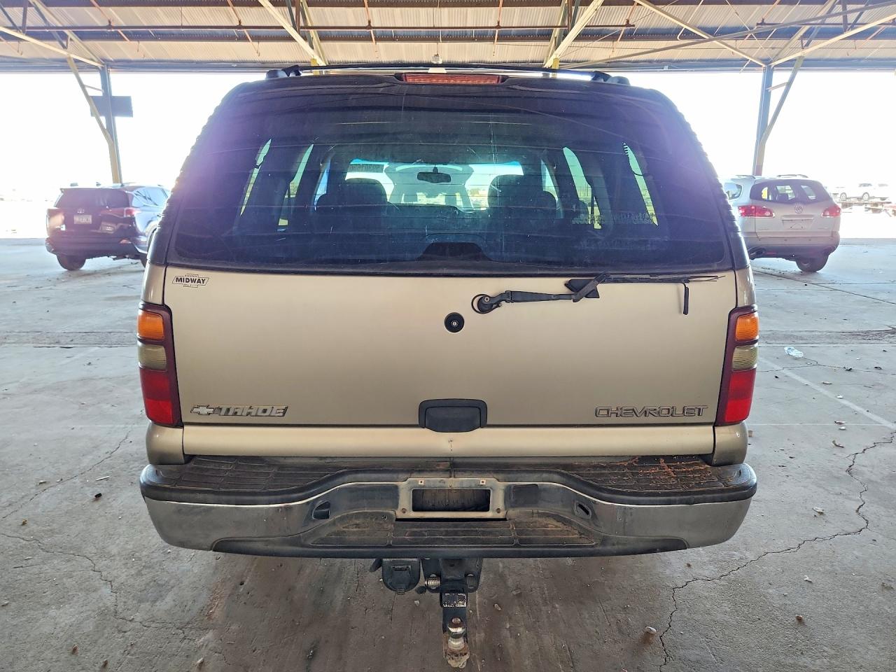 2002 Chevrolet Tahoe C1500 Brown vin: 1GNEC13Z92R227044