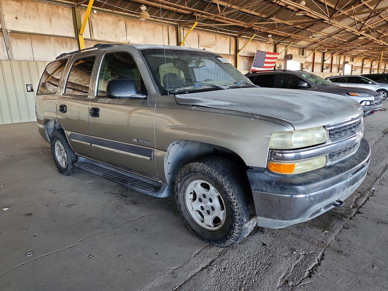 2002 Chevrolet Tahoe C1500 Brown vin: 1GNEC13Z92R227044