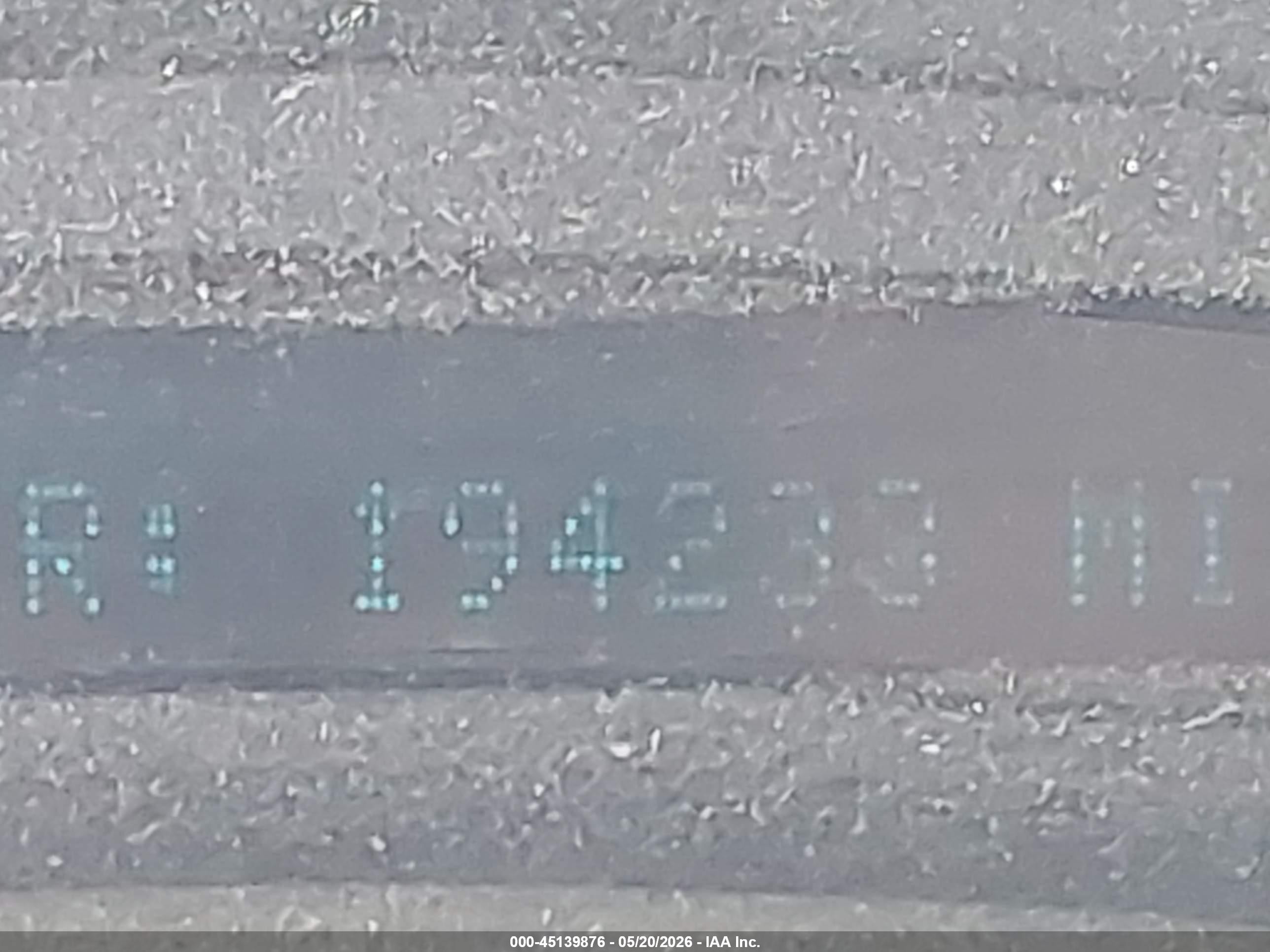 2005 Chevrolet Tahoe Ls Белый vin: 1GNEC13Z95J234062