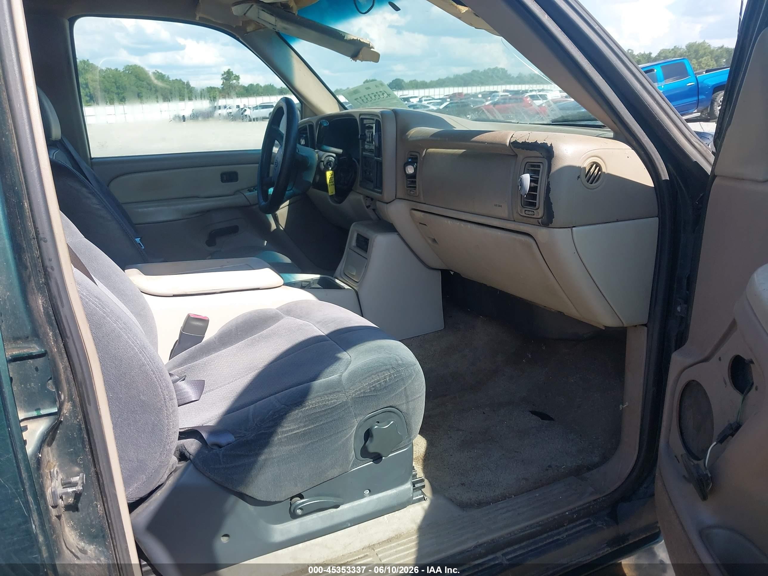2002 Chevrolet Tahoe Ls Green vin: 1GNEC13ZX2J128683