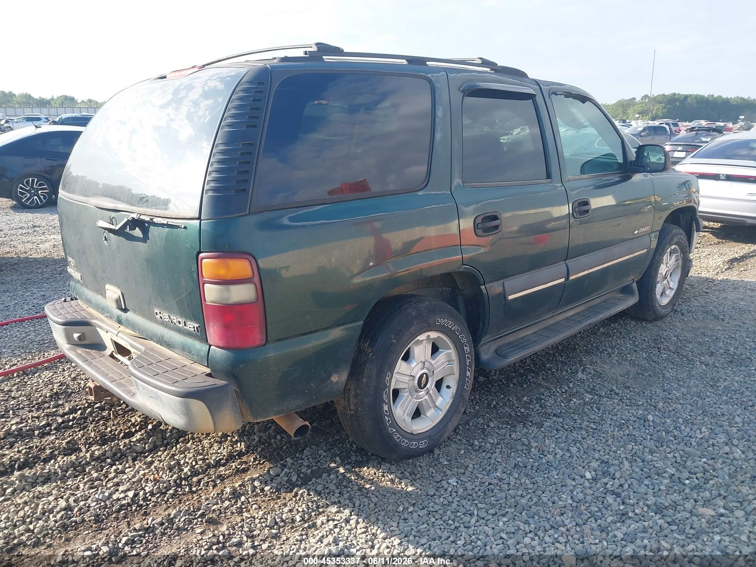 2002 Chevrolet Tahoe Ls Green vin: 1GNEC13ZX2J128683