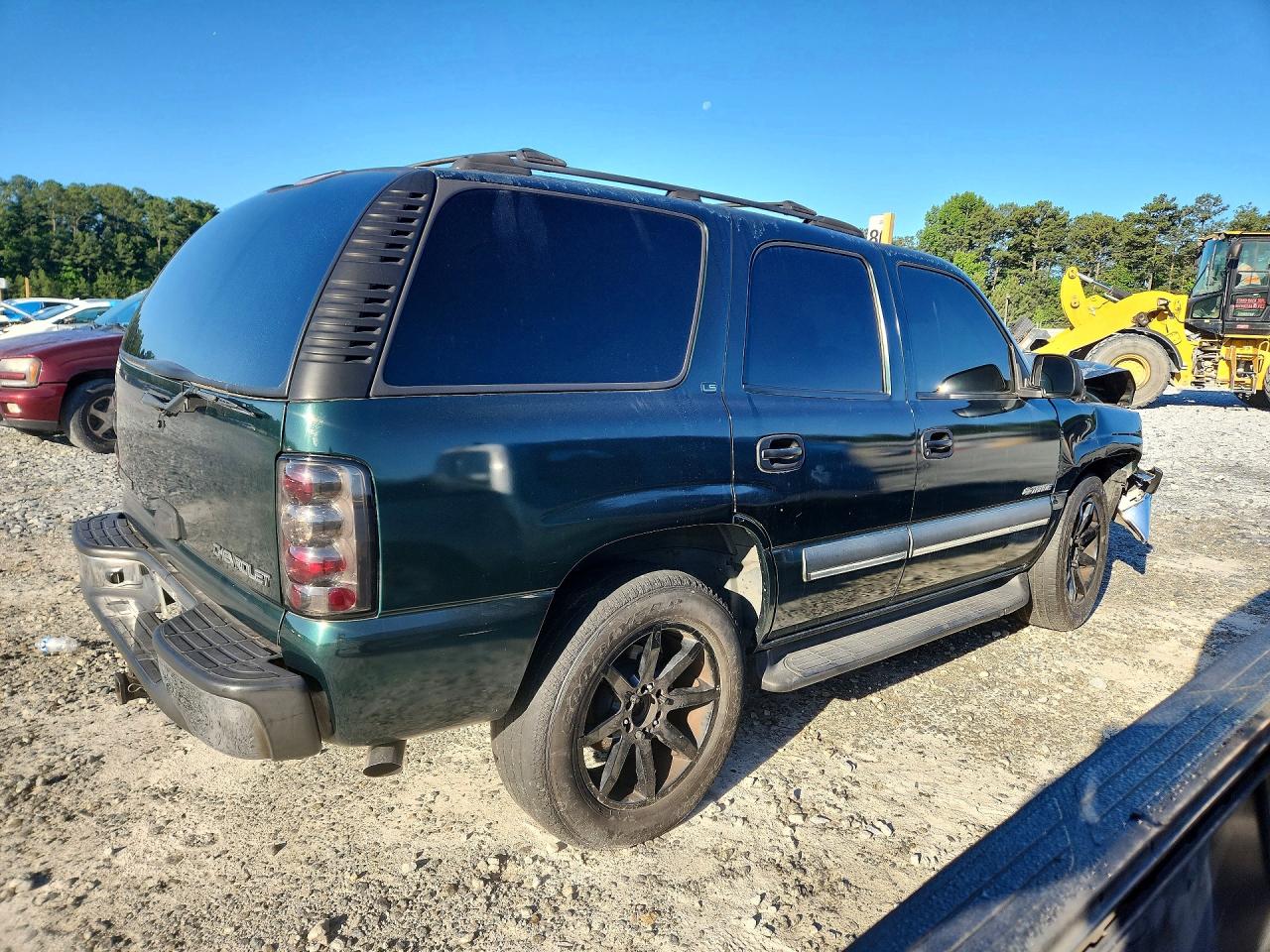 2002 Chevrolet Tahoe C1500 Green vin: 1GNEC13ZX2J322128