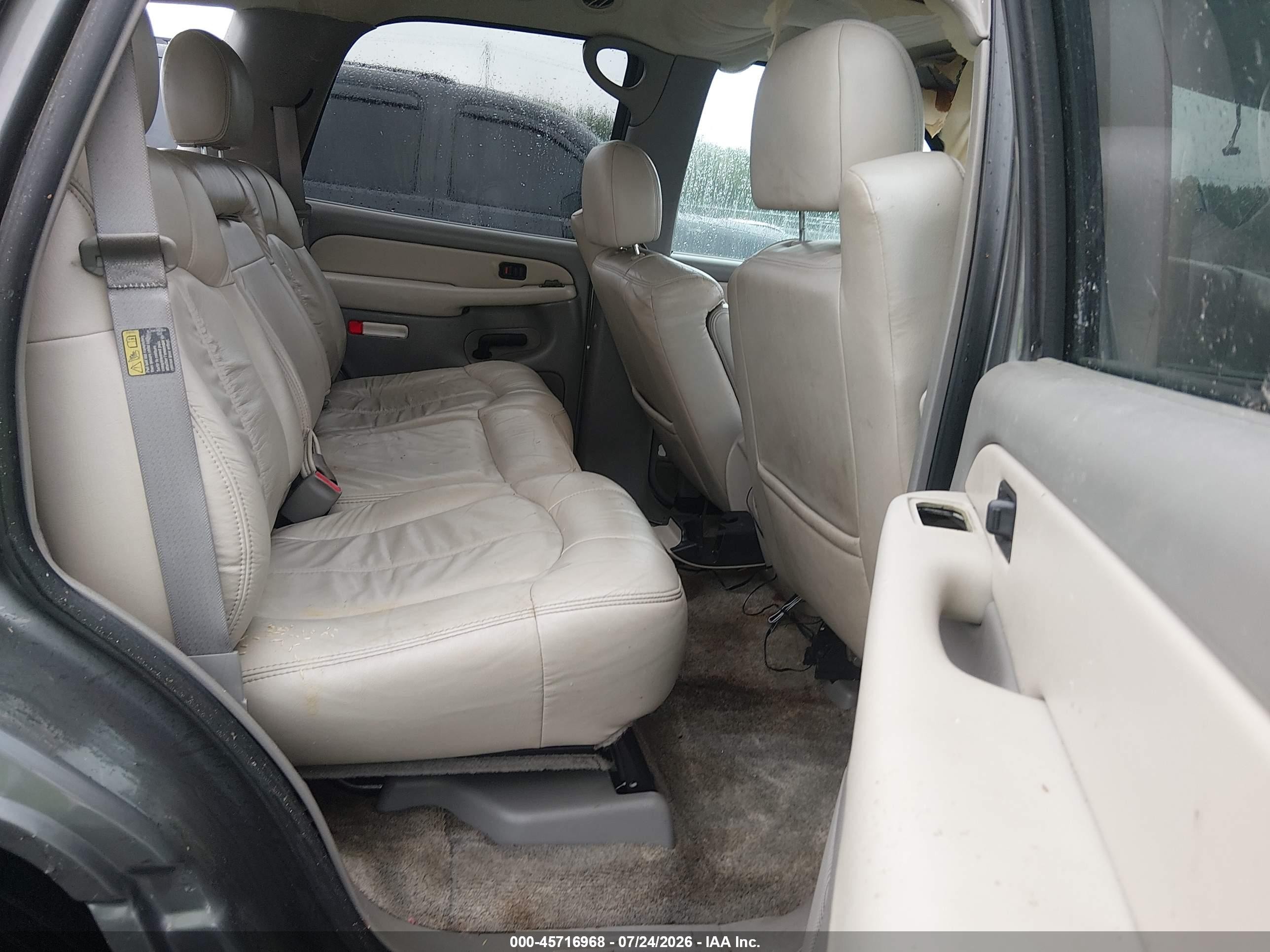 2002 Chevrolet Tahoe Lt Gray vin: 1GNEC13ZX2R136882