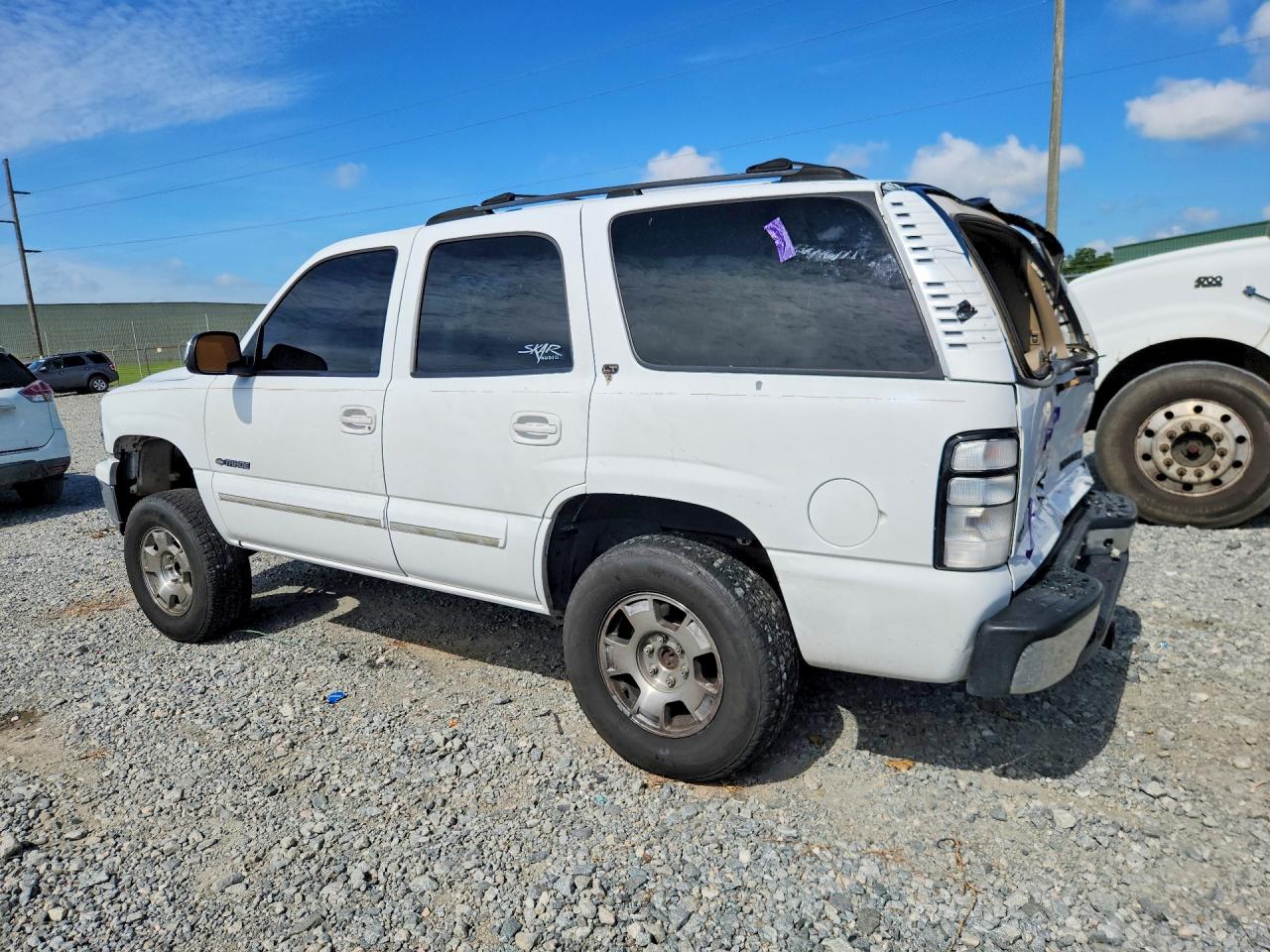 2002 Chevrolet Tahoe C1500 White vin: 1GNEC13ZX2R139068