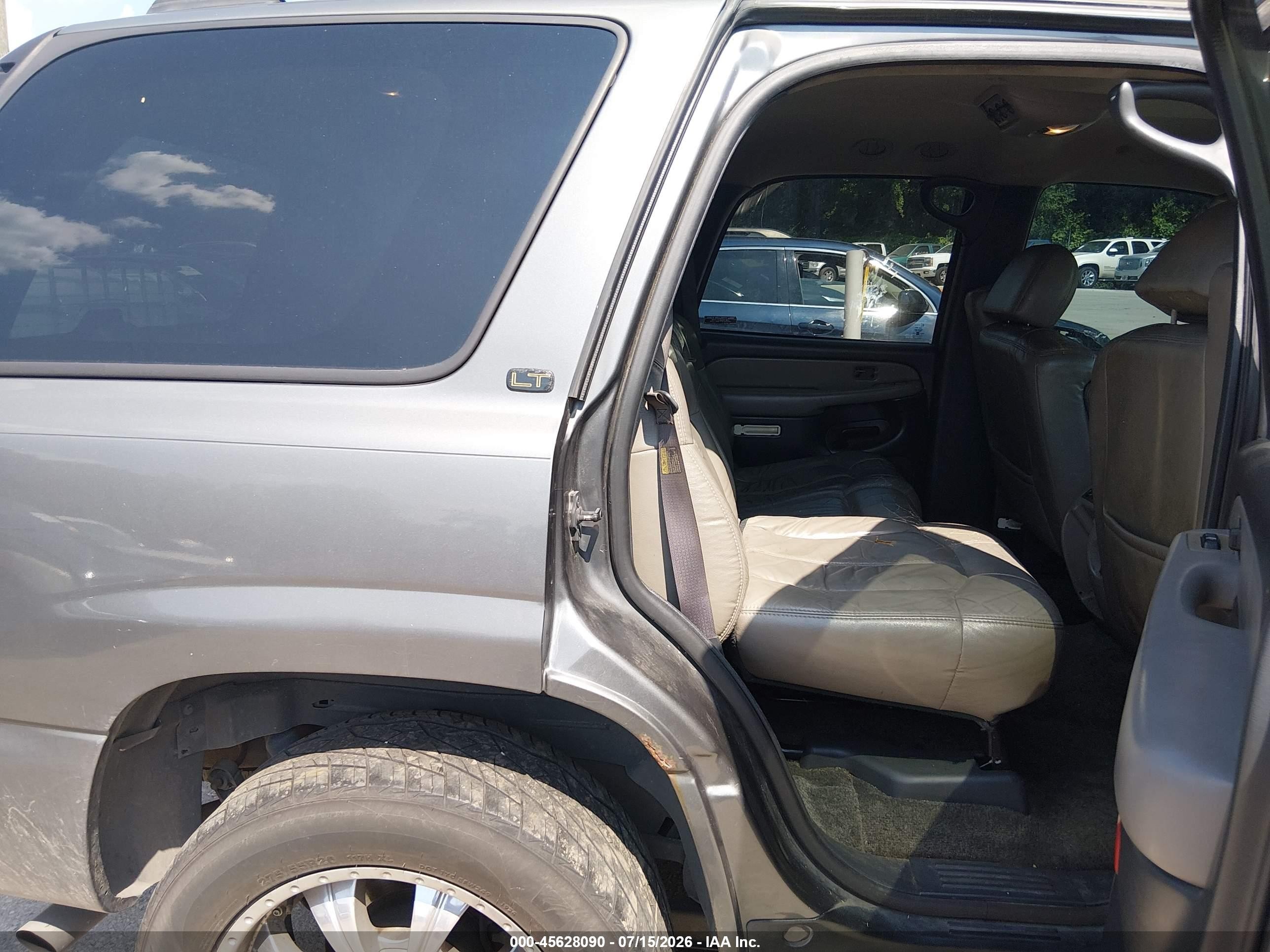 2002 Chevrolet Tahoe Lt Gray vin: 1GNEC13ZX2R170613