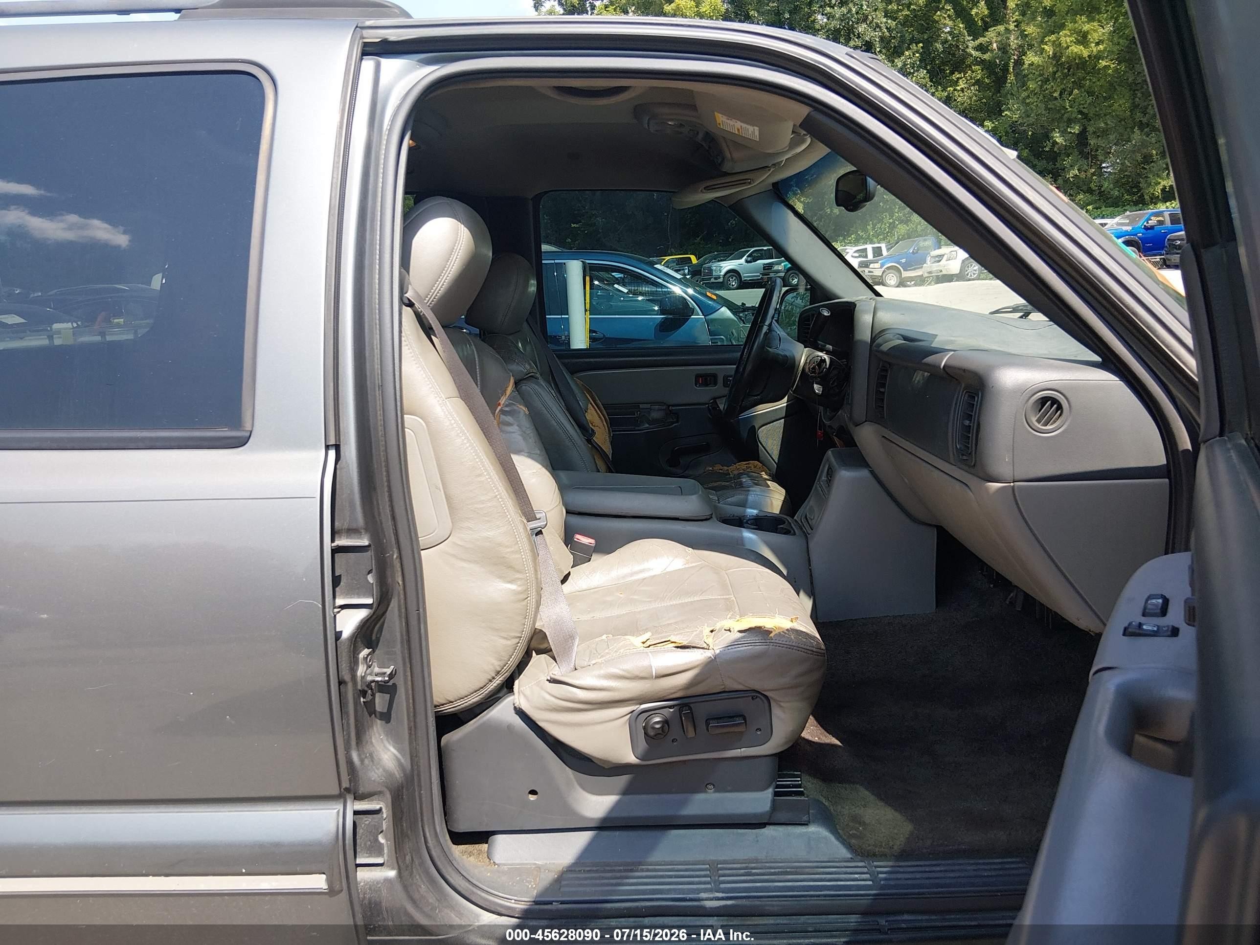 2002 Chevrolet Tahoe Lt Gray vin: 1GNEC13ZX2R170613