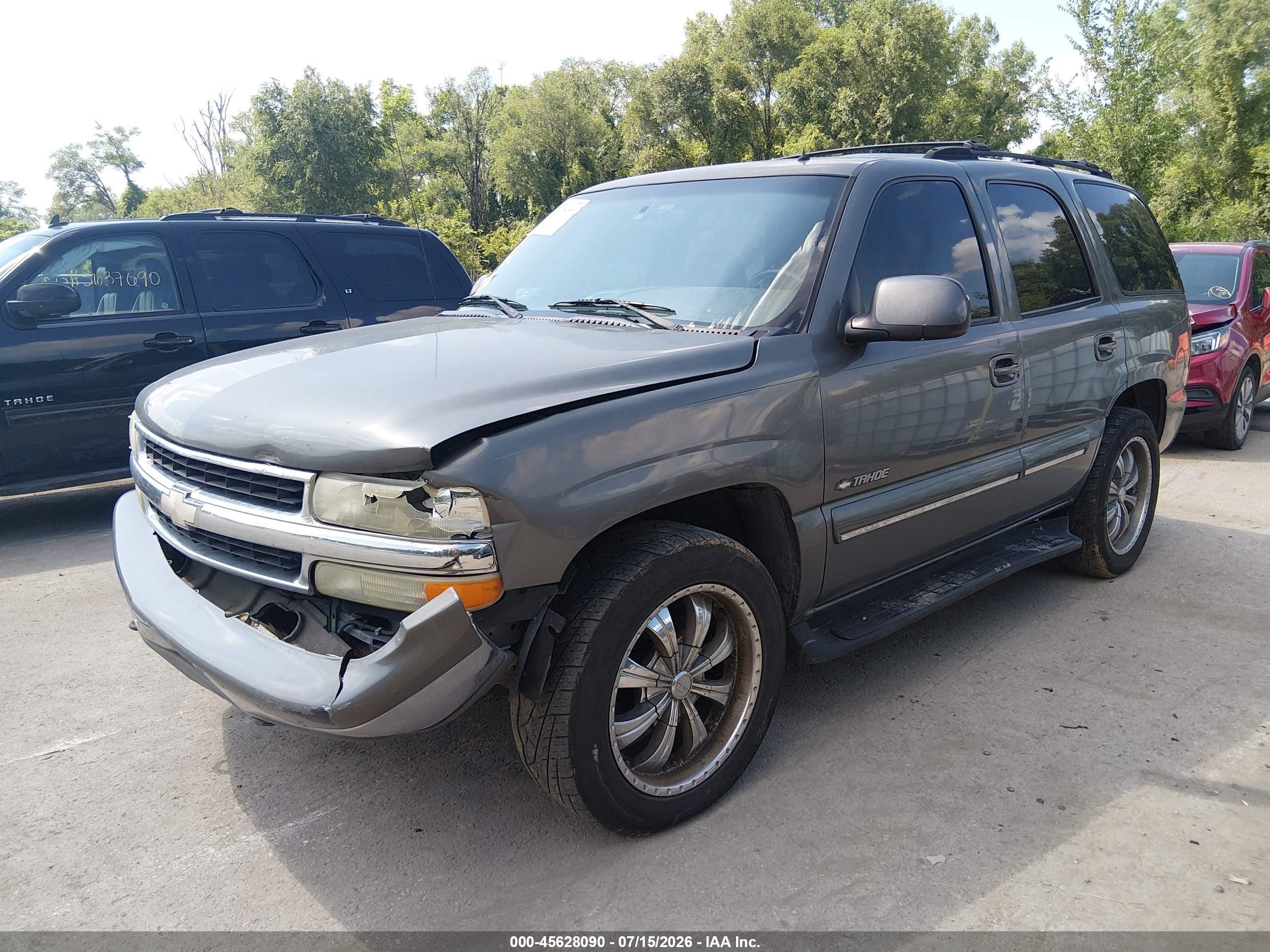 2002 Chevrolet Tahoe Lt Gray vin: 1GNEC13ZX2R170613