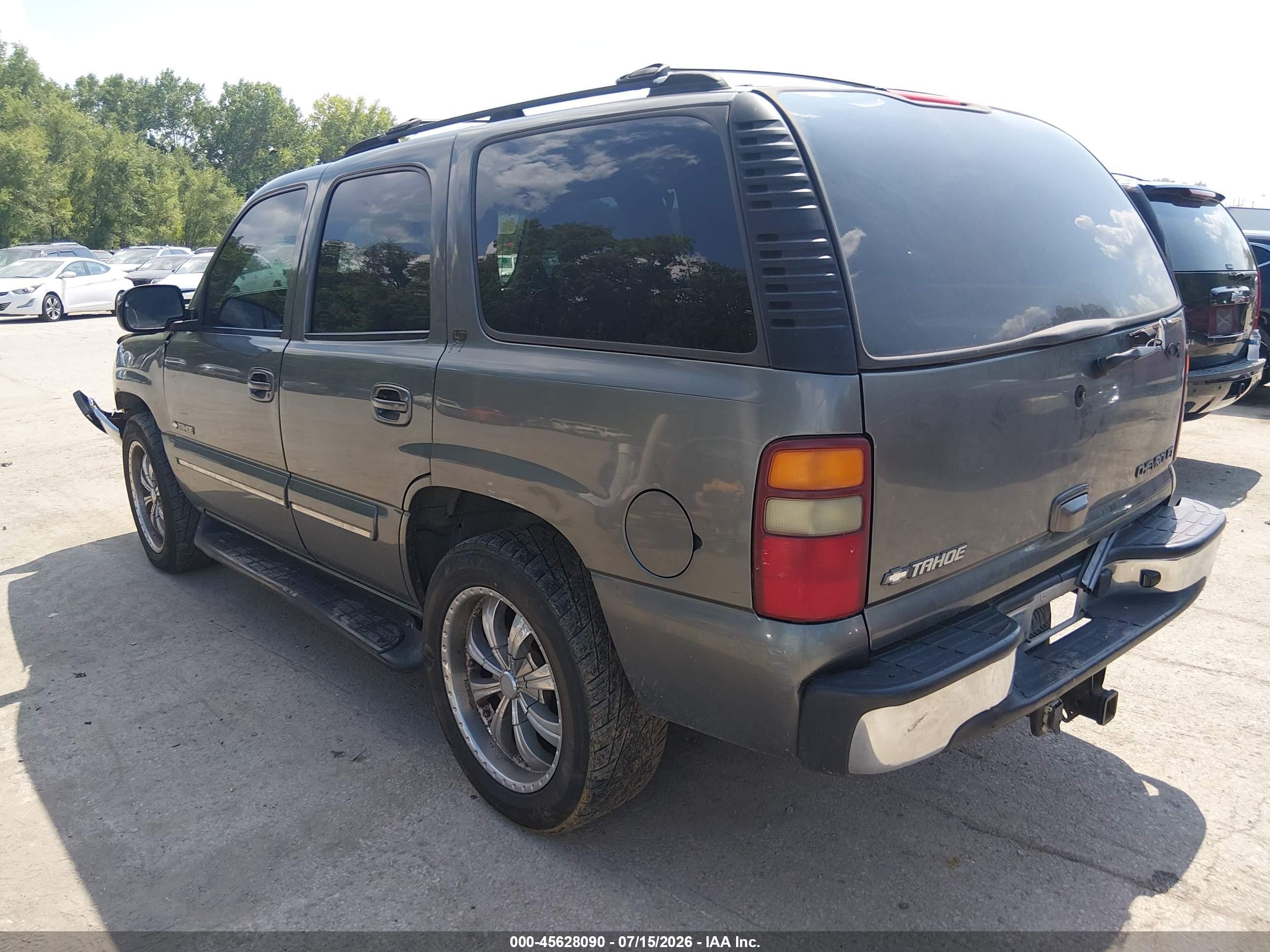 2002 Chevrolet Tahoe Lt Gray vin: 1GNEC13ZX2R170613