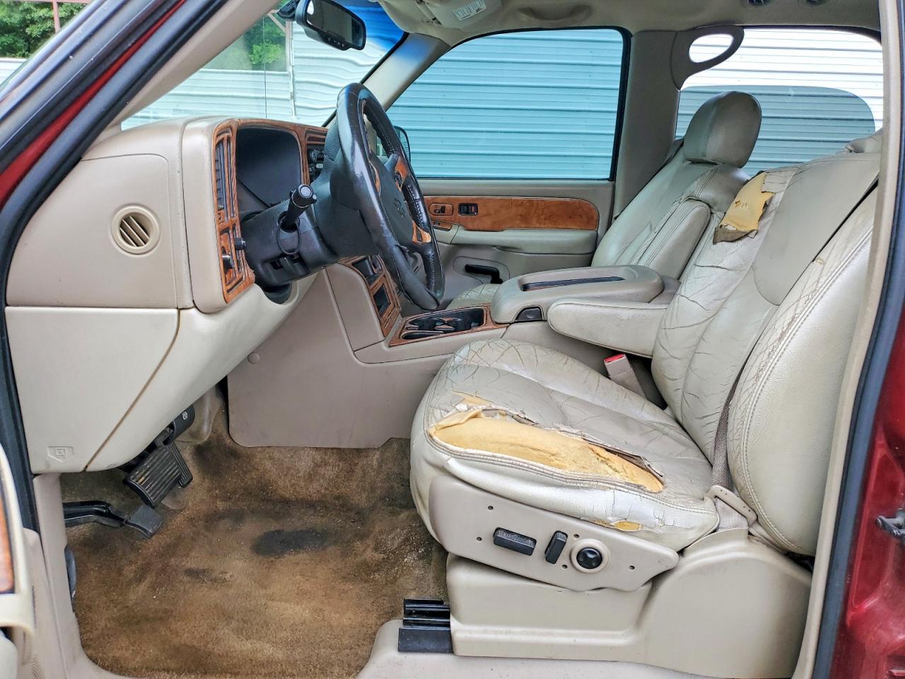 2003 Chevrolet Tahoe C1500 Burgundy vin: 1GNEC13ZX3J238764