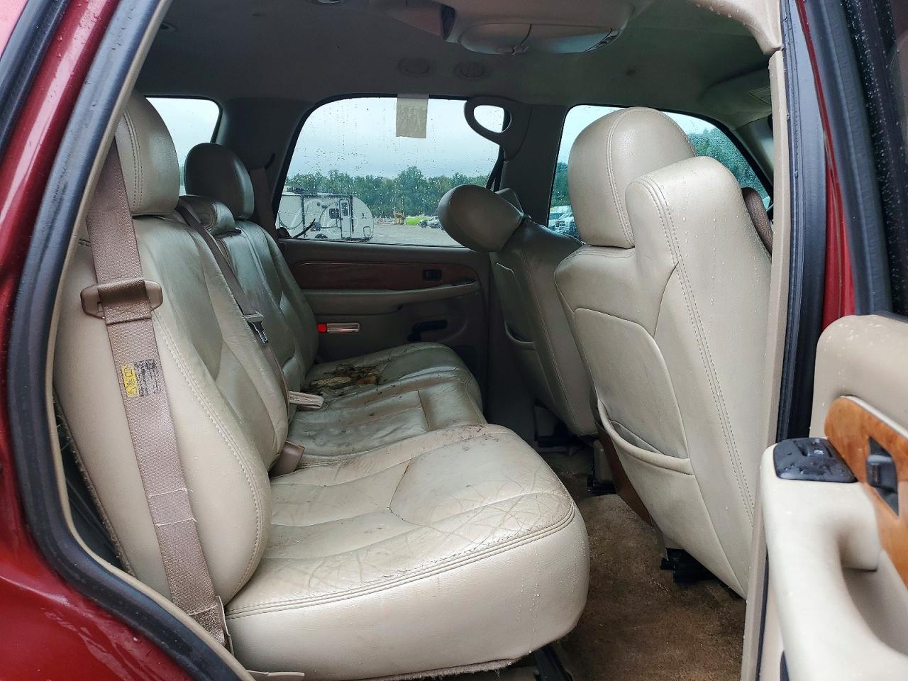 2003 Chevrolet Tahoe C1500 Burgundy vin: 1GNEC13ZX3J238764