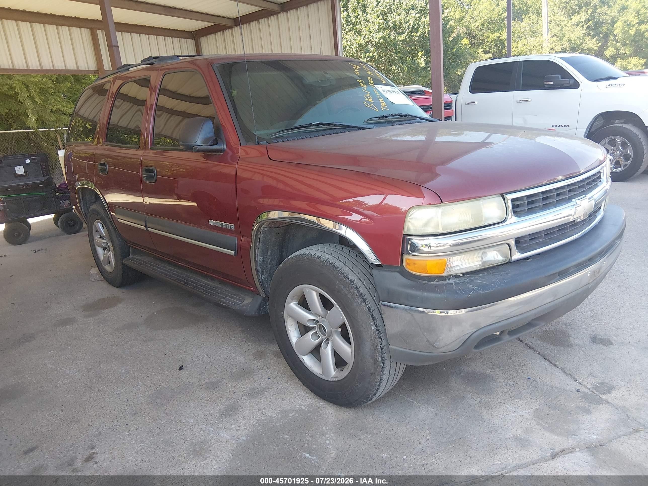 2003 Chevrolet Tahoe Ls Maroon vin: 1GNEC13ZX3J279797