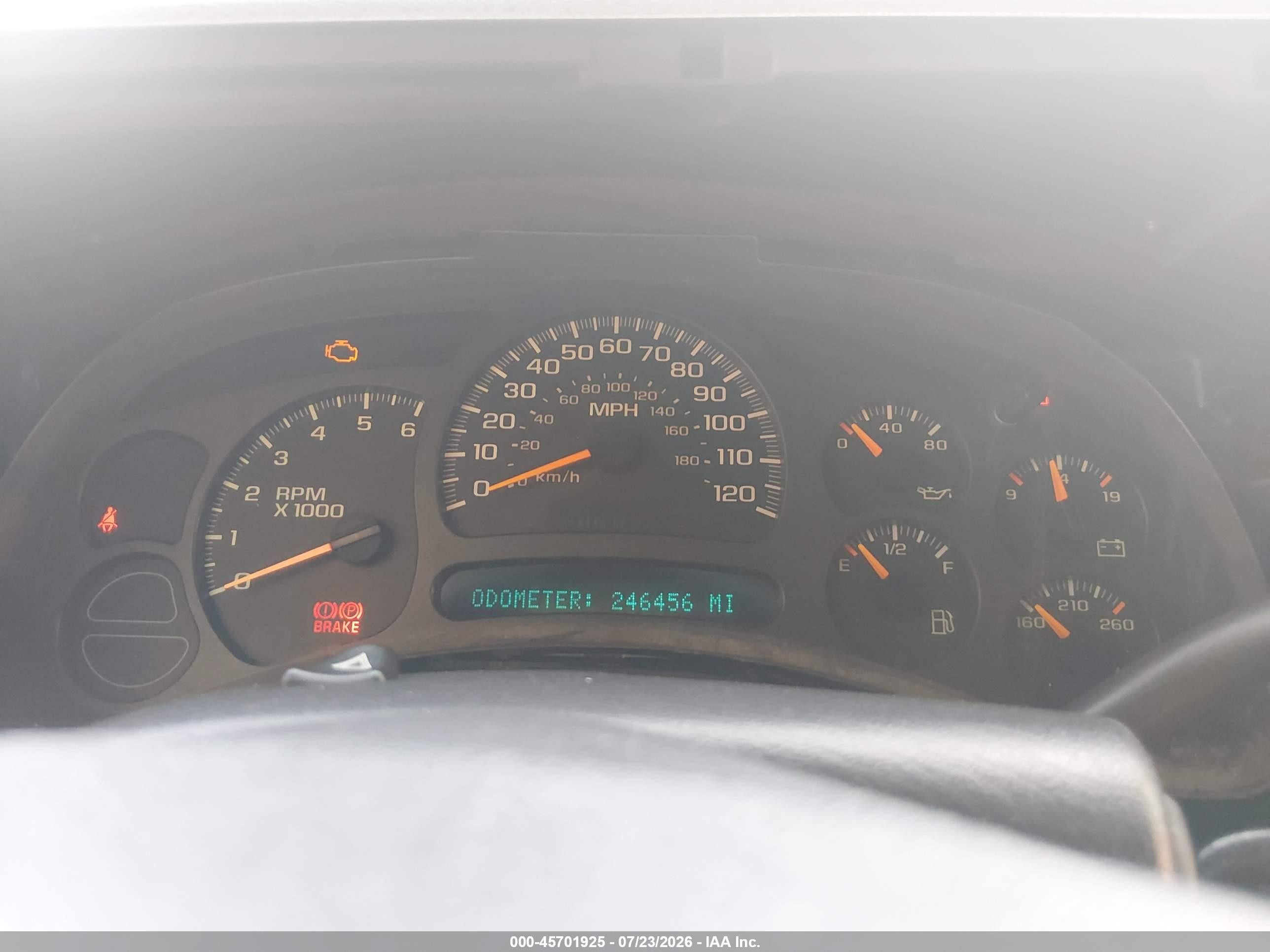 2003 Chevrolet Tahoe Ls Maroon vin: 1GNEC13ZX3J279797