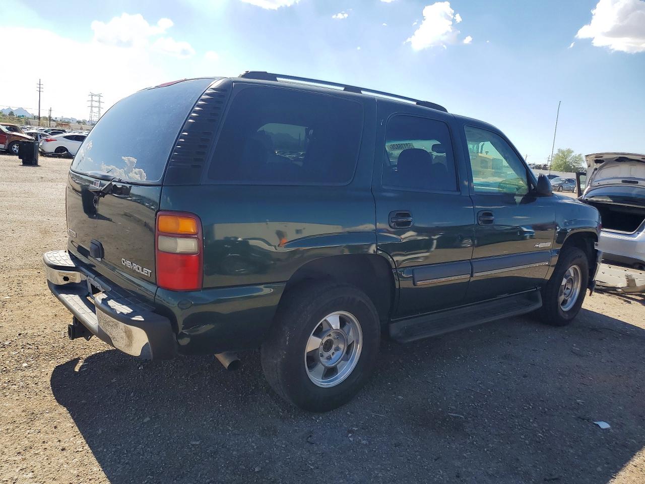 2003 Chevrolet Tahoe C1500 Green vin: 1GNEC13ZX3R216829