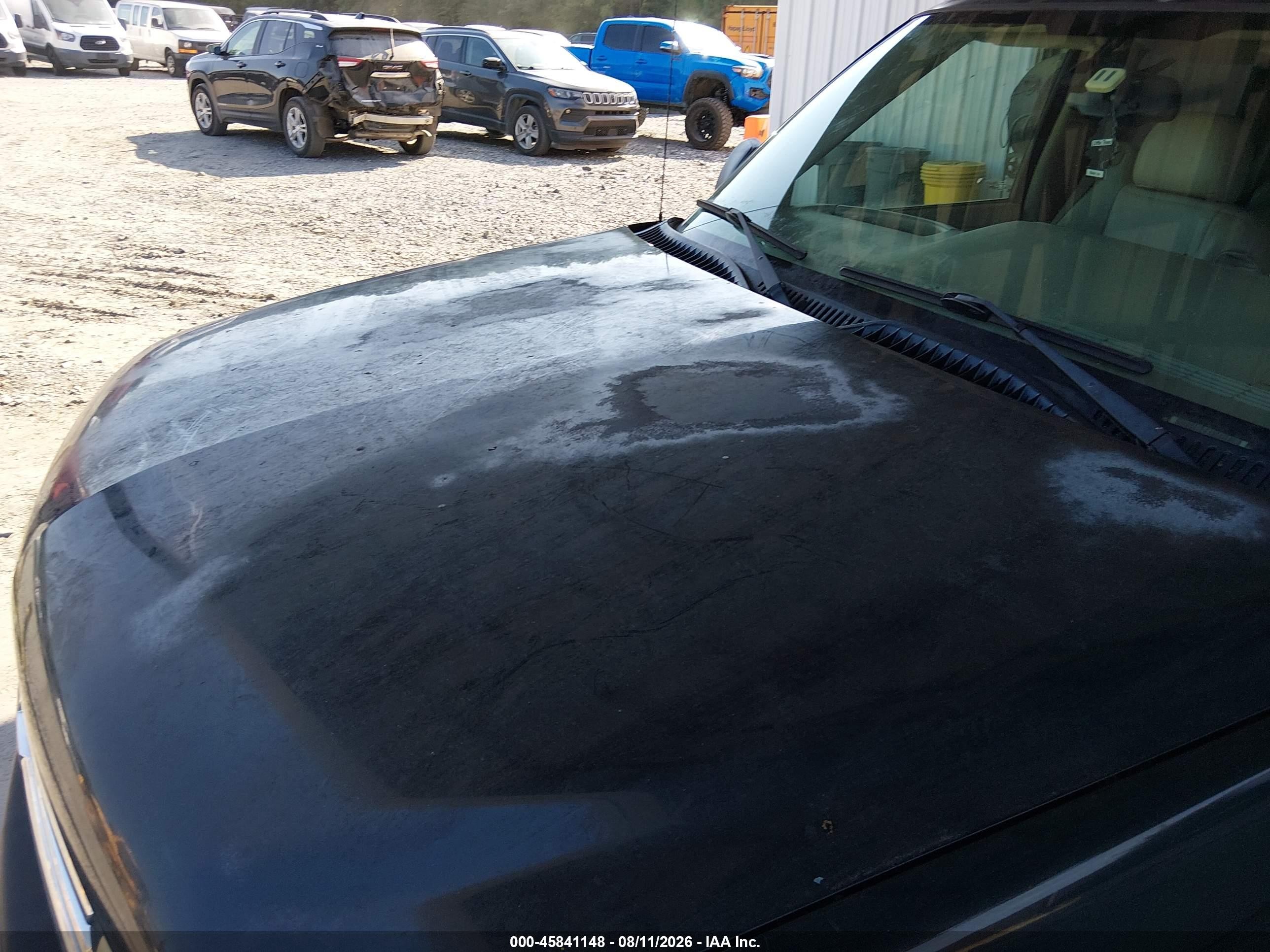 2004 Chevrolet Tahoe Ls Черный vin: 1GNEC13ZX4J290462