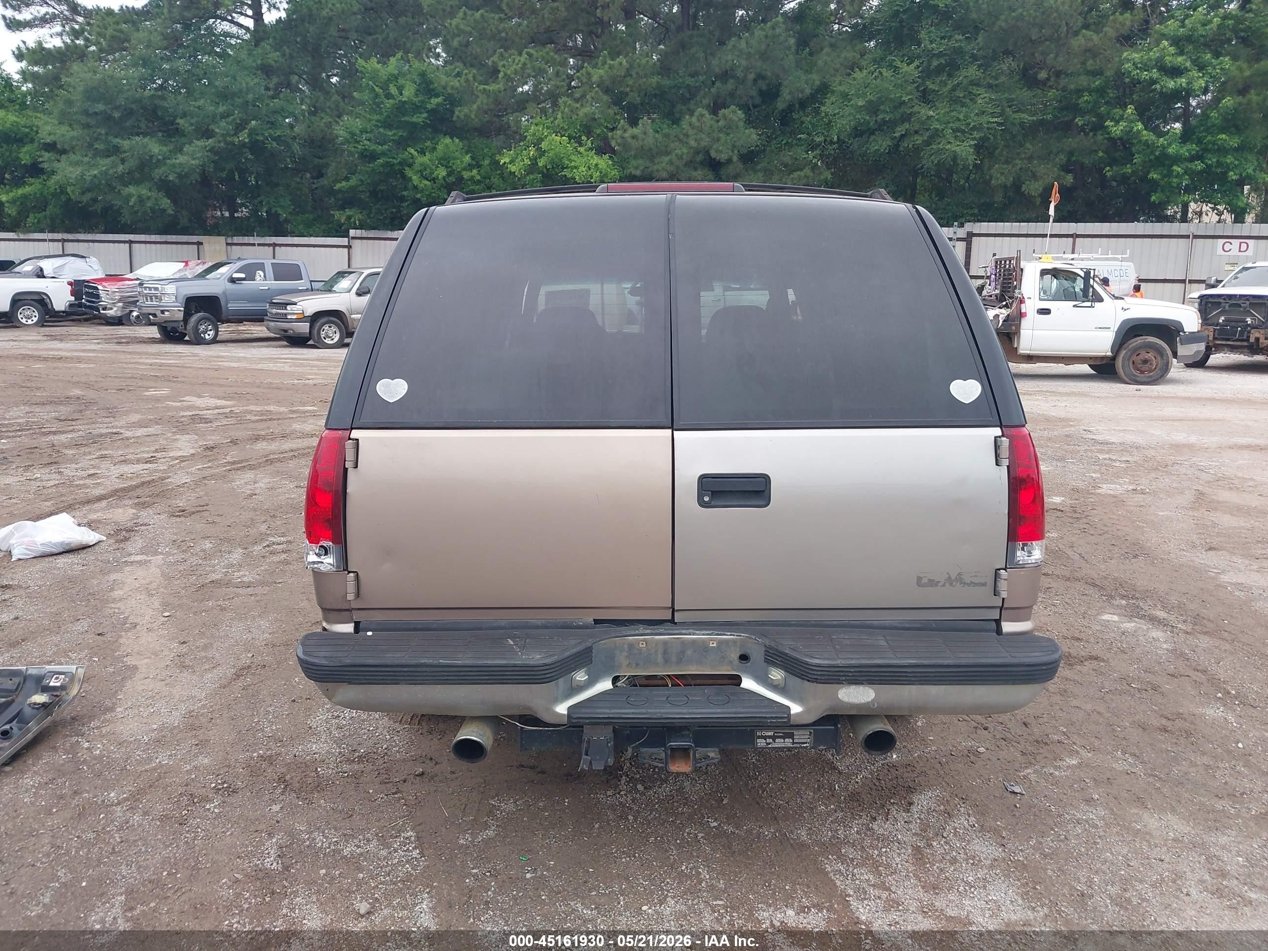 1995 Chevrolet Suburban C1500 Tan vin: 1GNEC16K3SJ301281