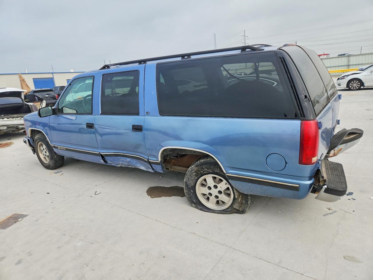 1995 Chevrolet Suburban C1500 Blue vin: 1GNEC16K4SJ318879
