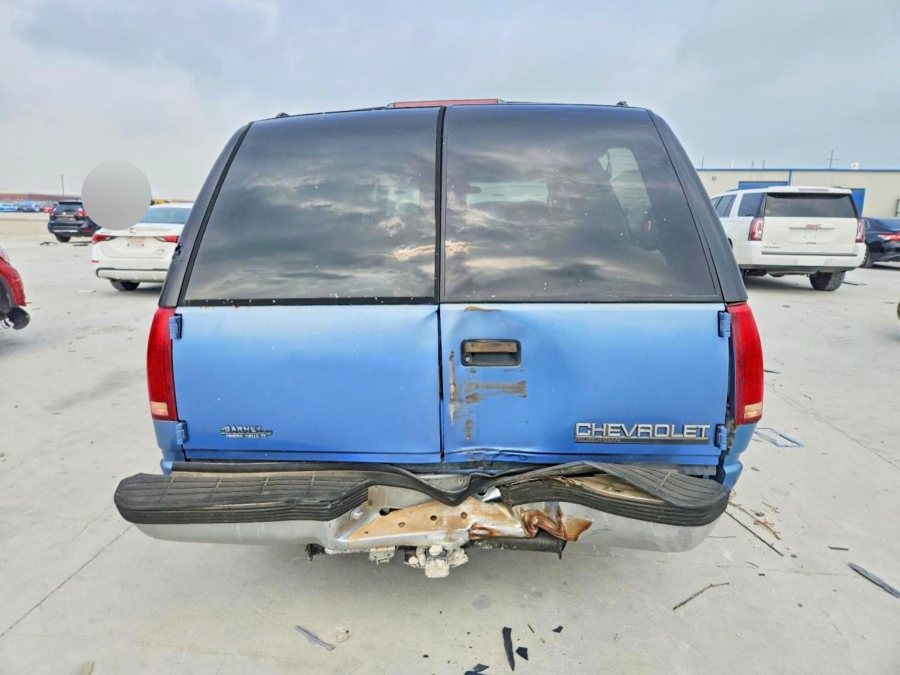 1995 Chevrolet Suburban C1500 Blue vin: 1GNEC16K4SJ318879