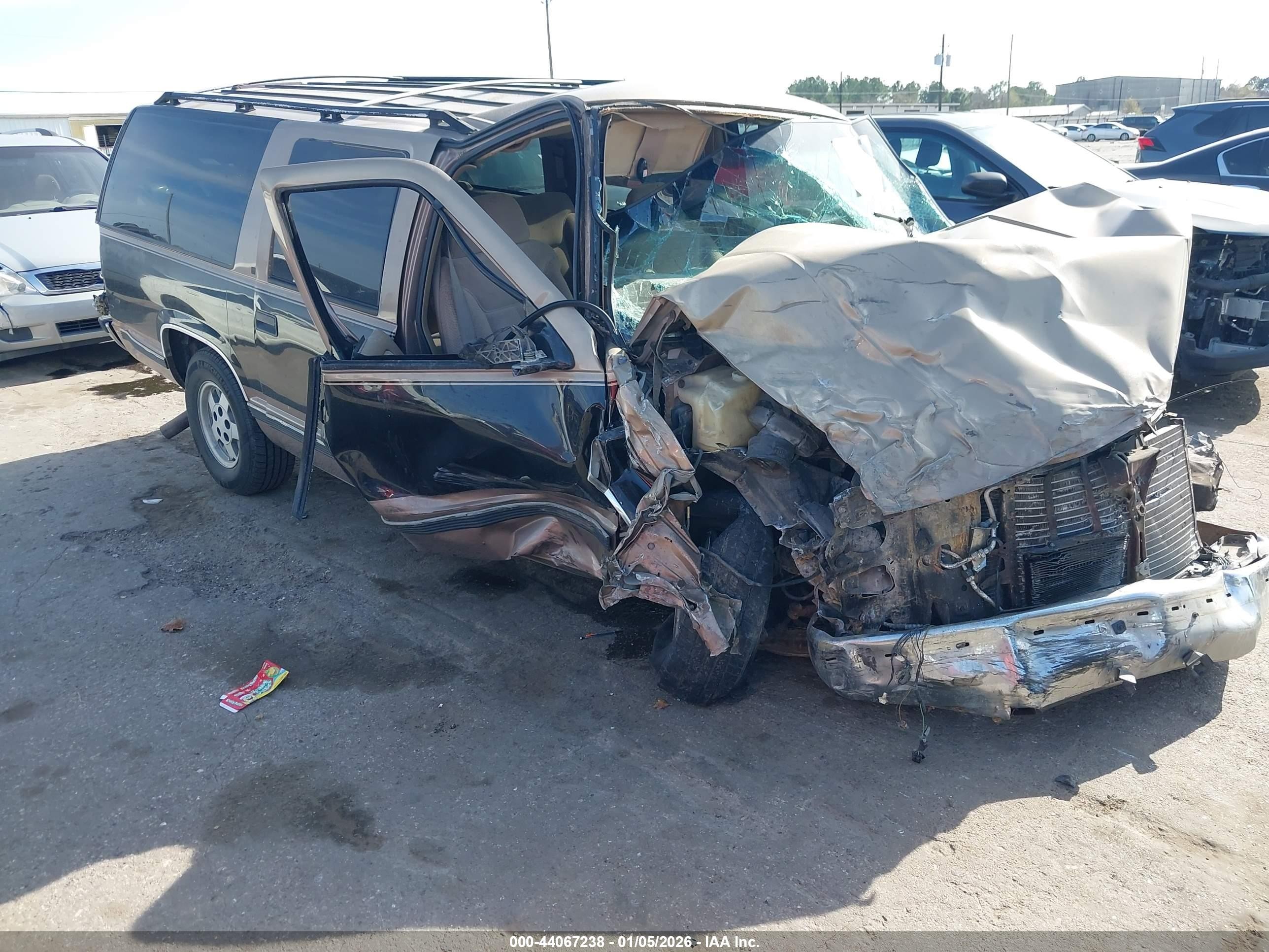1995 Chevrolet Suburban C1500 Black vin: 1GNEC16K4SJ347427