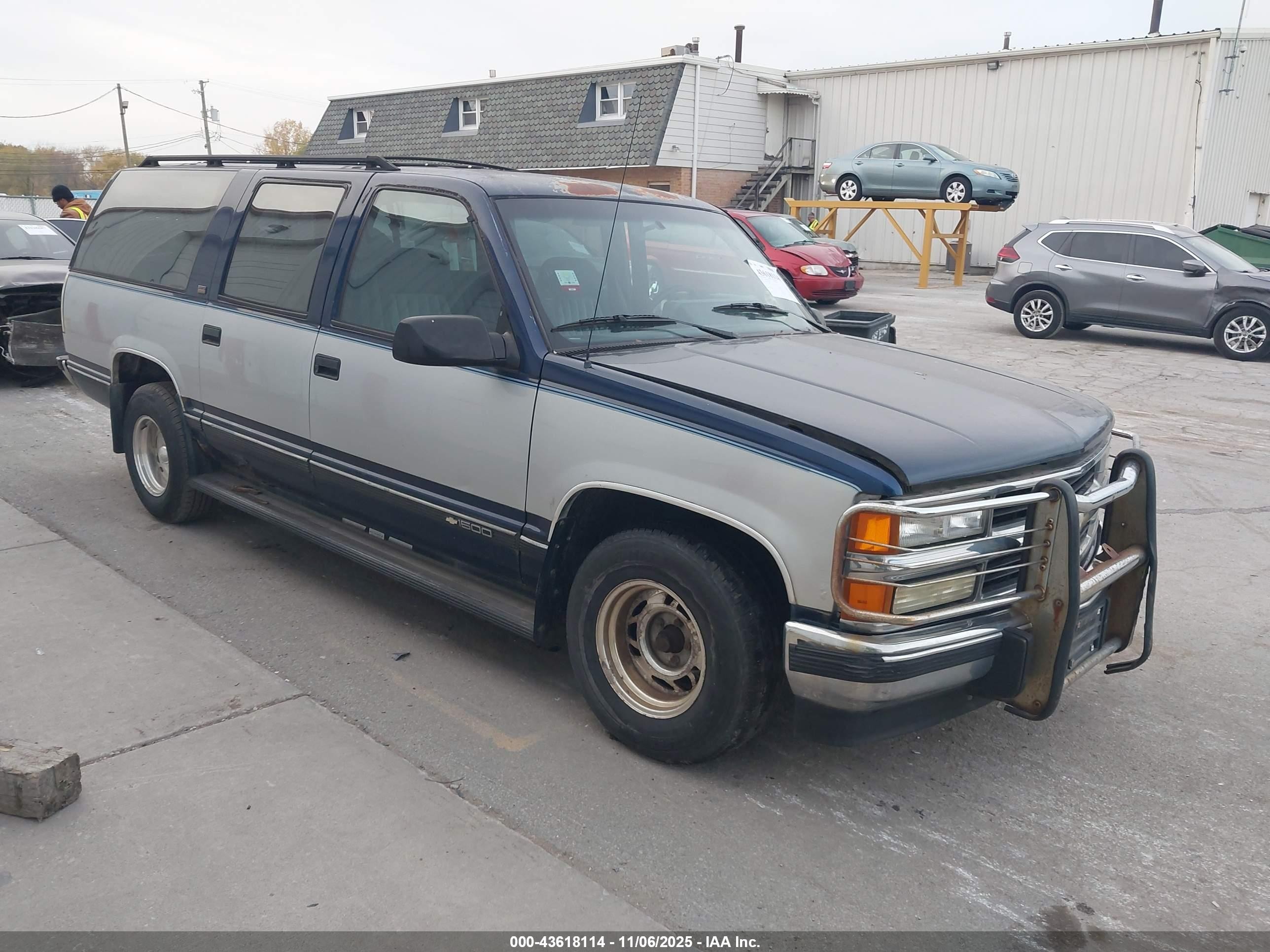 1GNEC16K5RJ305763
