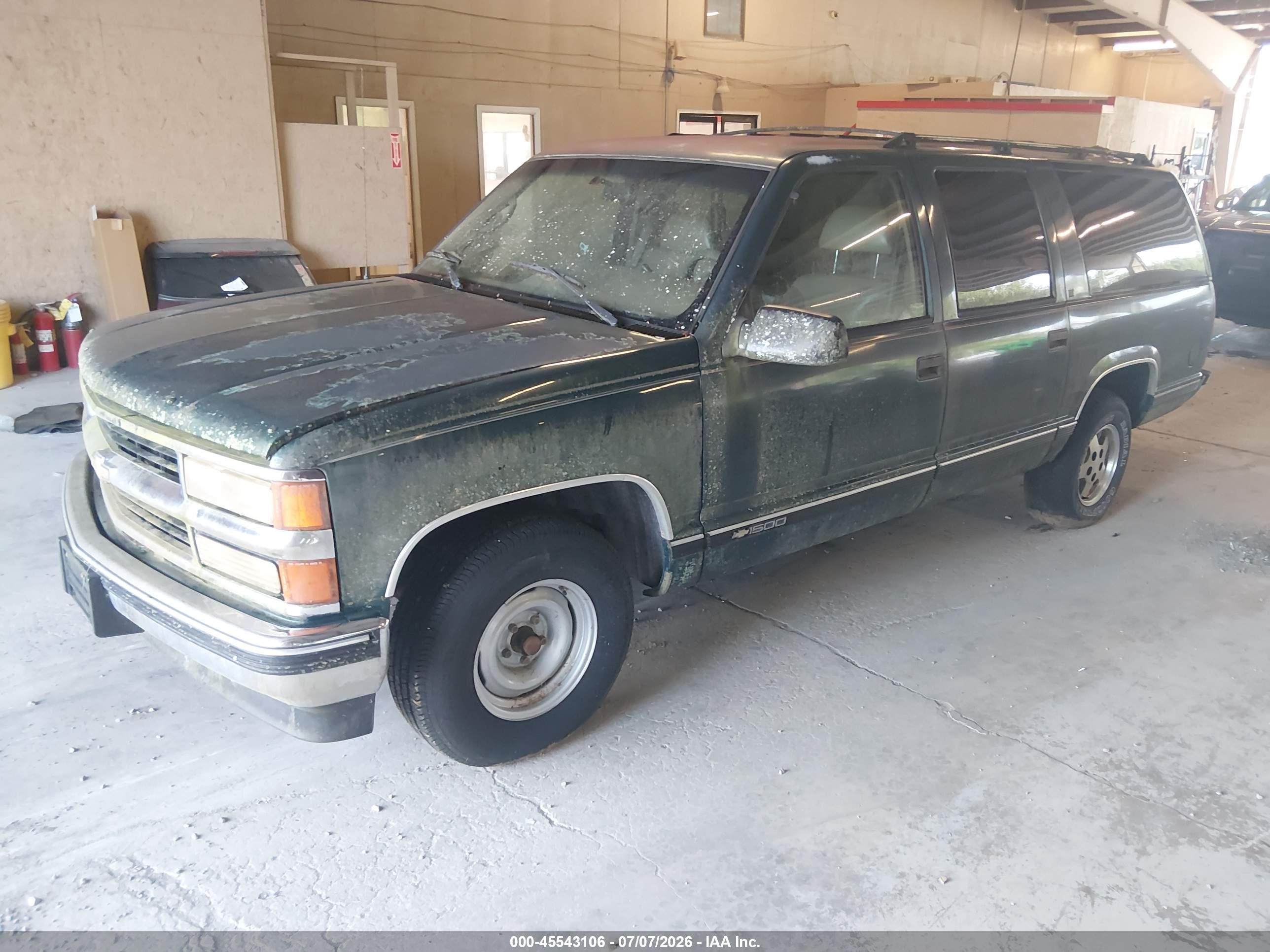1995 Chevrolet Suburban C1500 Green vin: 1GNEC16K7SJ327124