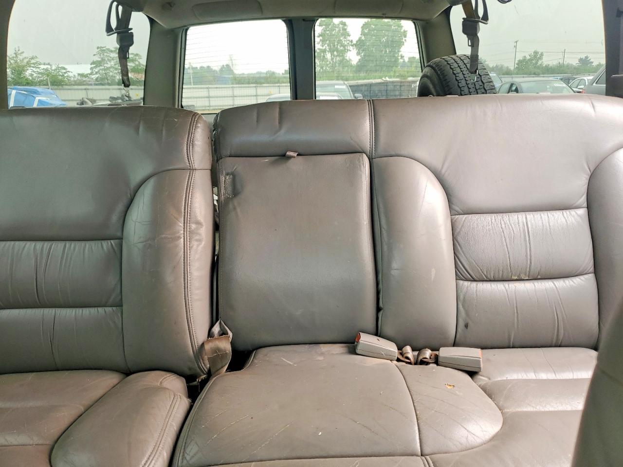 1995 Chevrolet Suburban C1500 Blue vin: 1GNEC16K8SJ458515