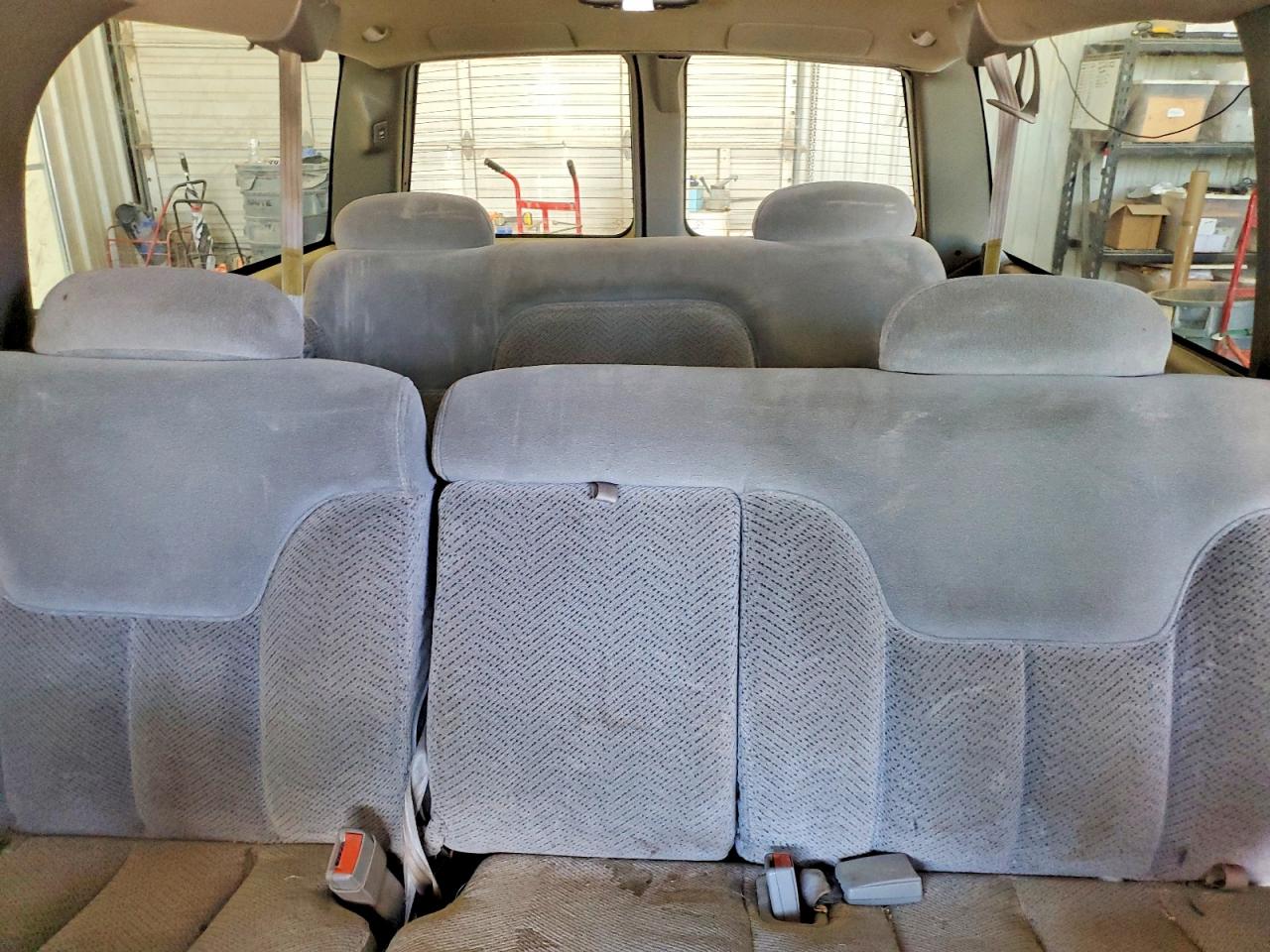 1997 Chevrolet Suburban C1500 Burgundy vin: 1GNEC16R2VJ412275