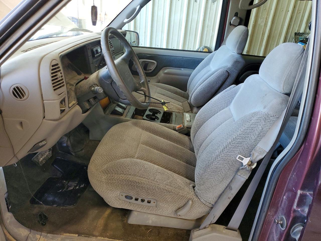 1997 Chevrolet Suburban C1500 Burgundy vin: 1GNEC16R2VJ412275