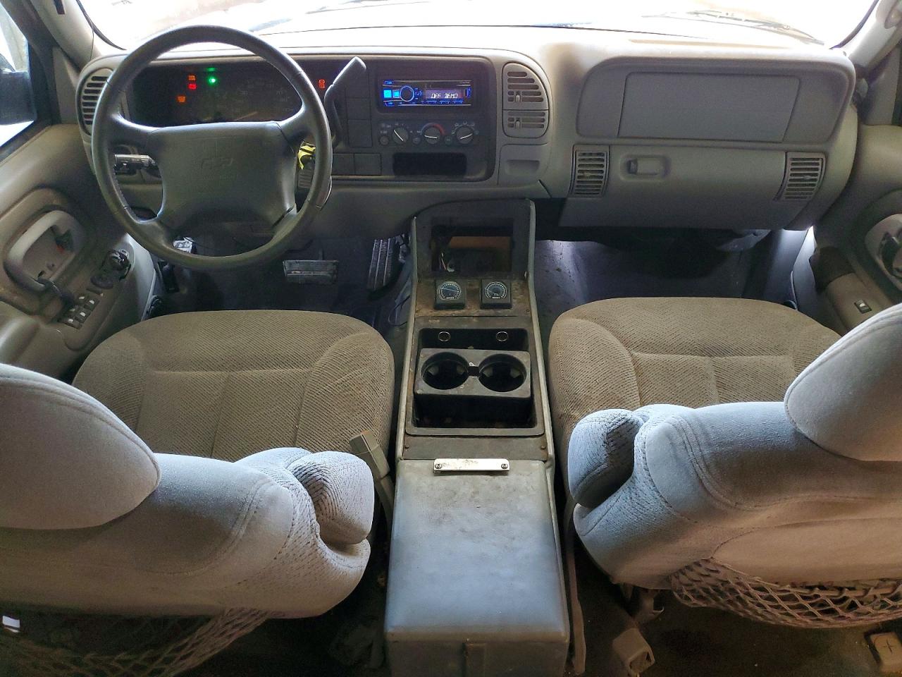 1997 Chevrolet Suburban C1500 Burgundy vin: 1GNEC16R2VJ412275