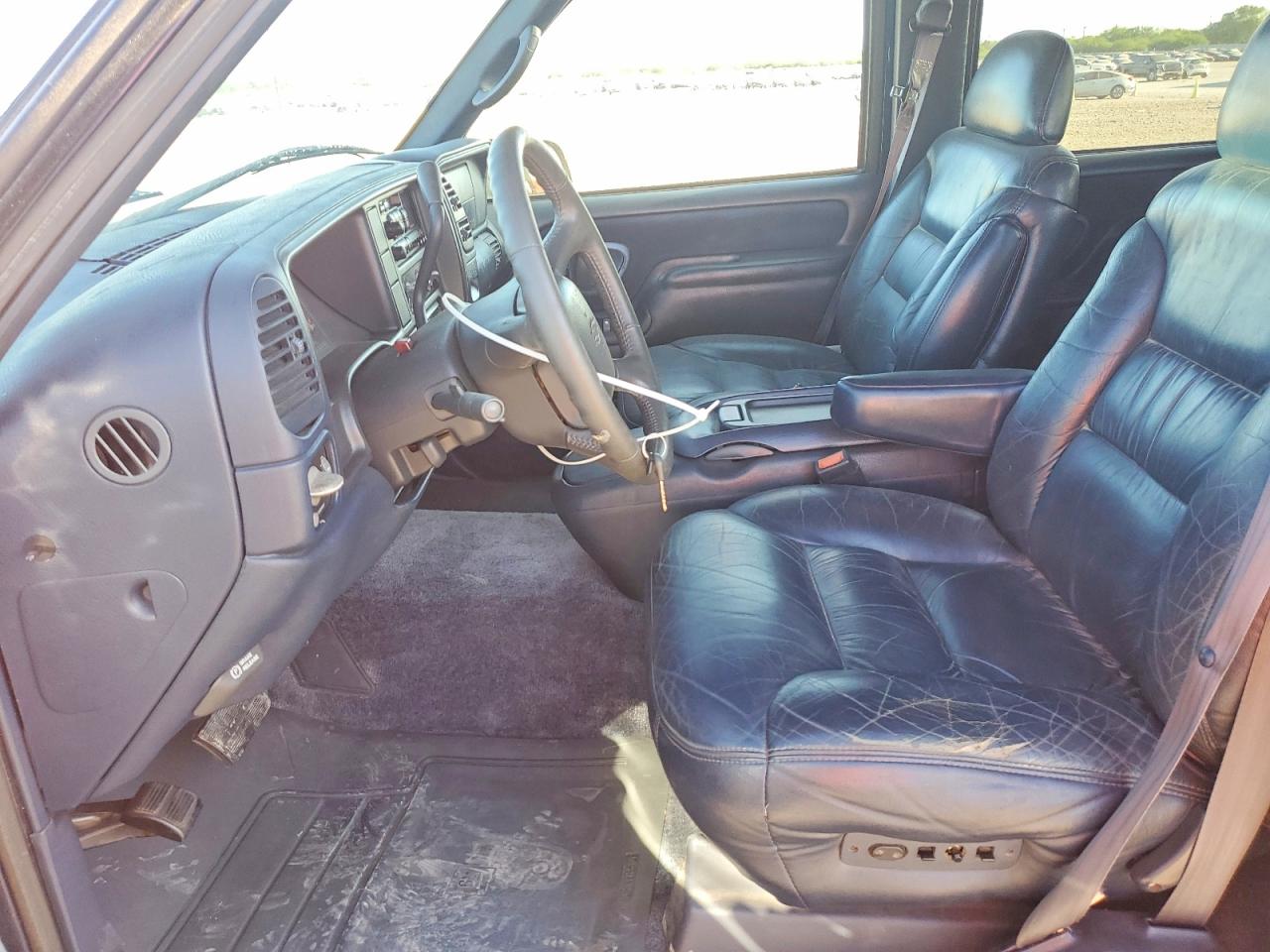 1998 Chevrolet Suburban C1500 Blue vin: 1GNEC16R3WJ336924