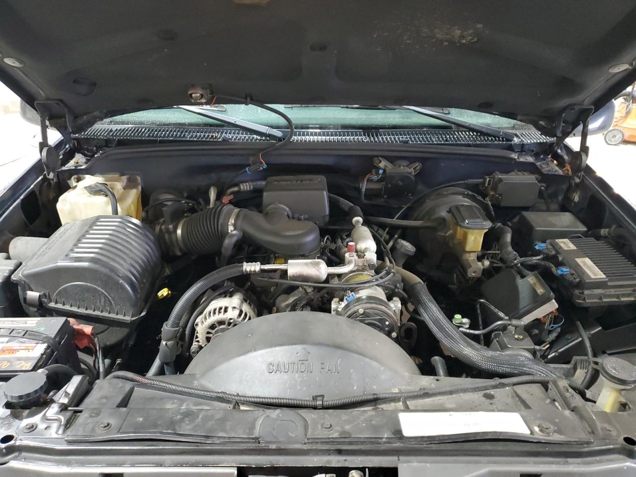 1998 Chevrolet Suburban C1500 Blue vin: 1GNEC16R5WJ361307
