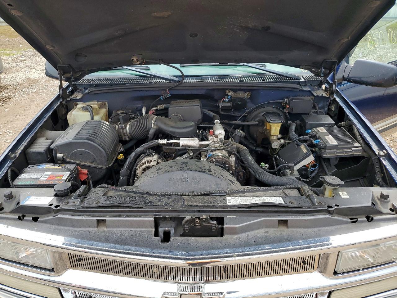 1998 Chevrolet Suburban C1500 Blue vin: 1GNEC16R5WJ361307
