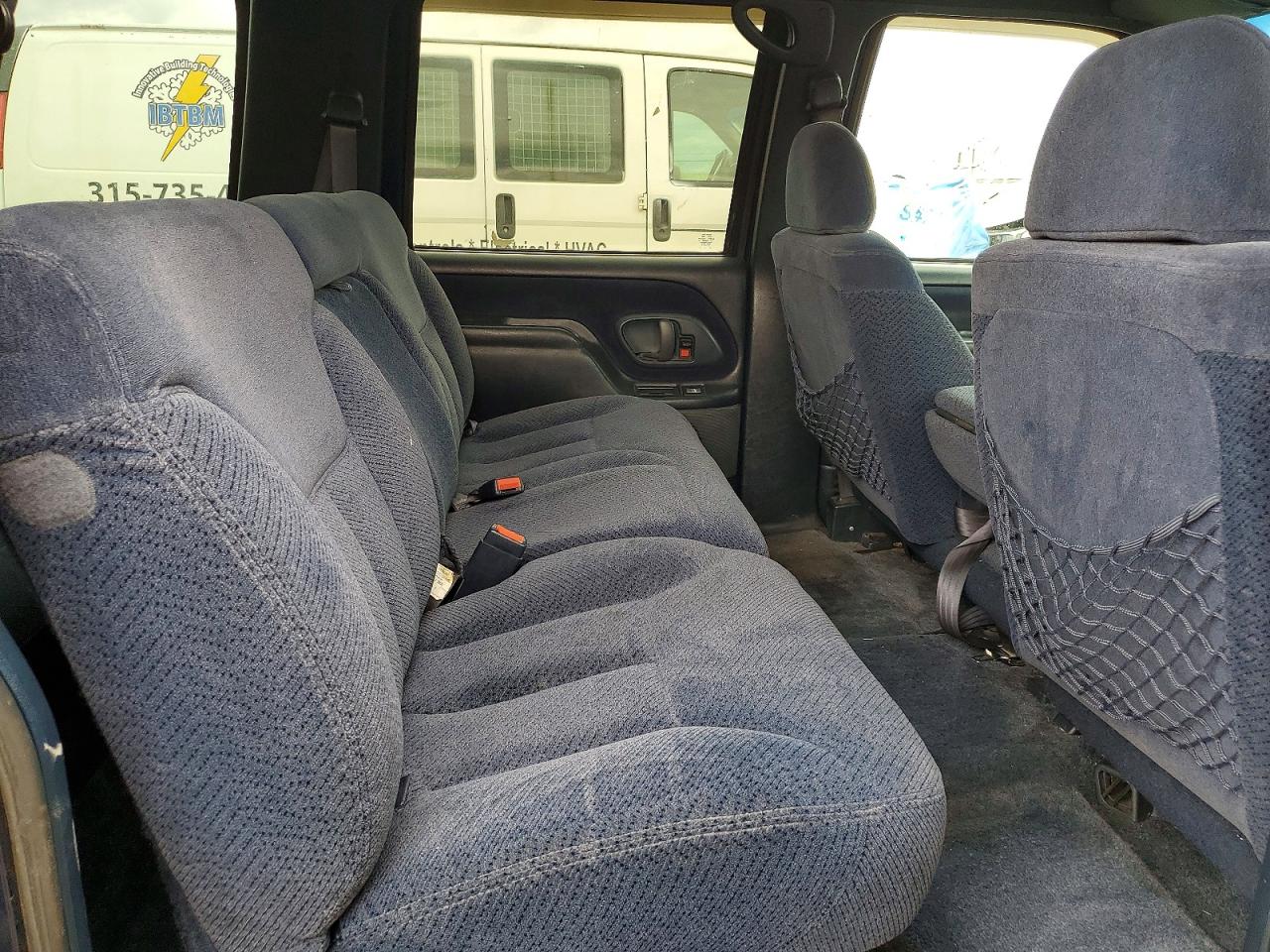 1998 Chevrolet Suburban C1500 Blue vin: 1GNEC16R5WJ361307