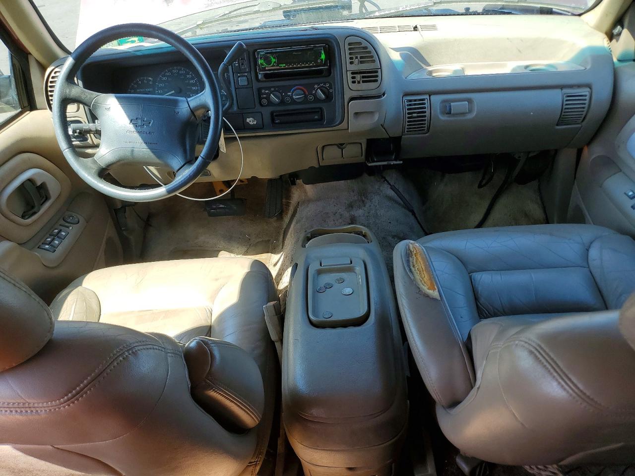 1996 Chevrolet Suburban C1500 Purple vin: 1GNEC16R7TJ348781