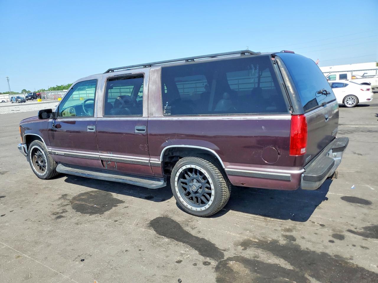 1996 Chevrolet Suburban C1500 Purple vin: 1GNEC16R7TJ348781