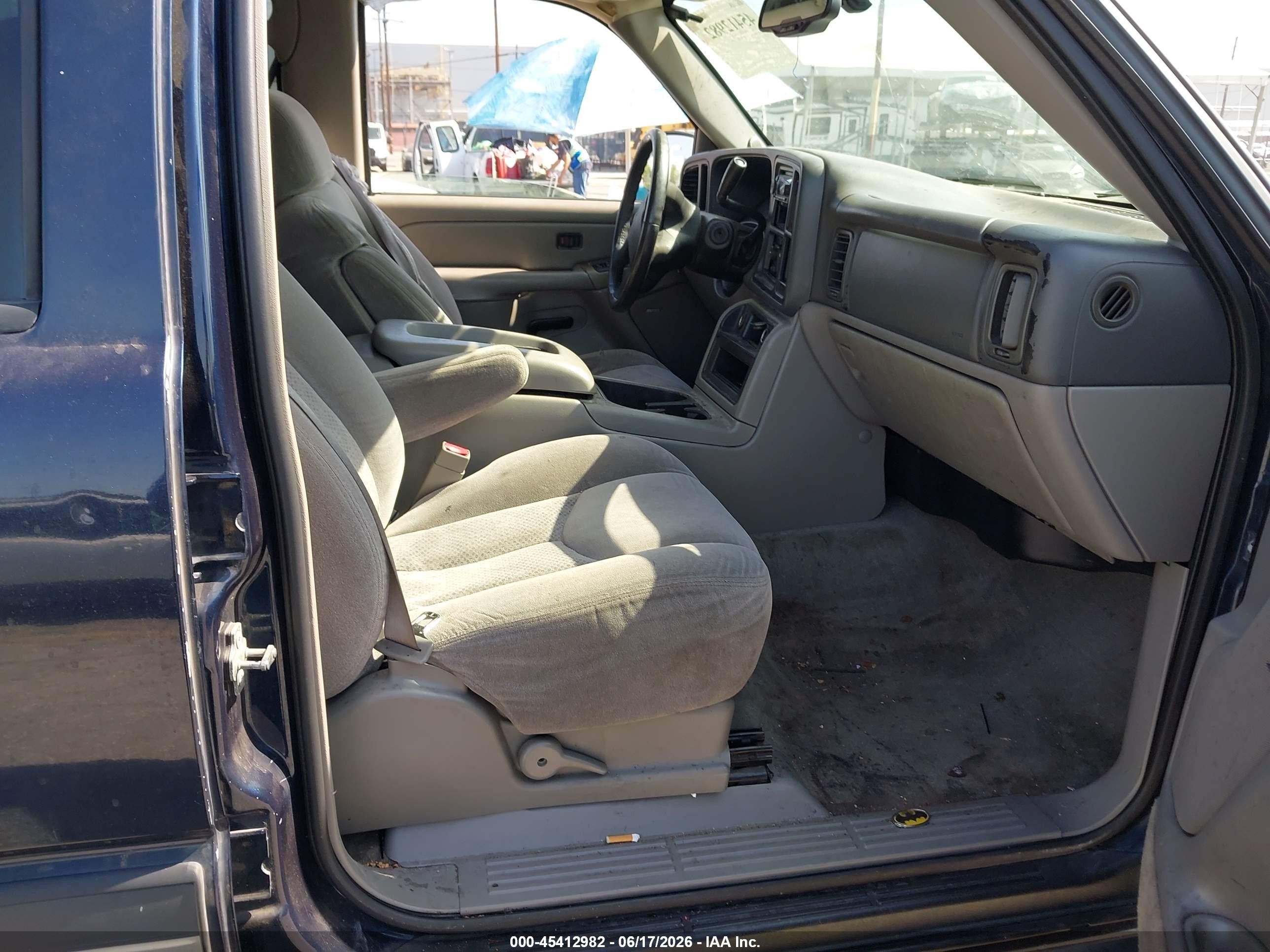 2004 Chevrolet Suburban 1500 Ls Dark Blue vin: 1GNEC16T14J201076