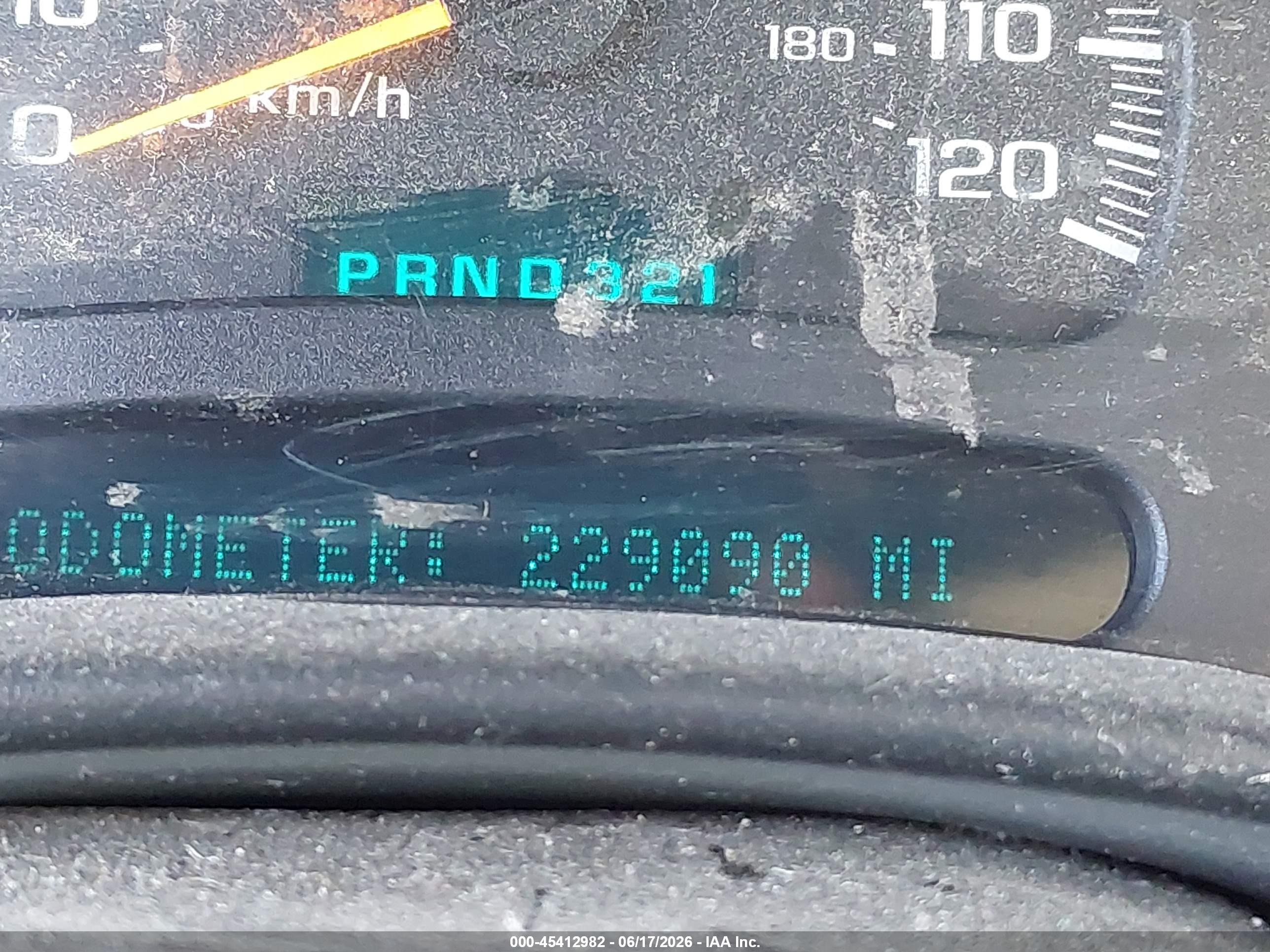 2004 Chevrolet Suburban 1500 Ls Dark Blue vin: 1GNEC16T14J201076