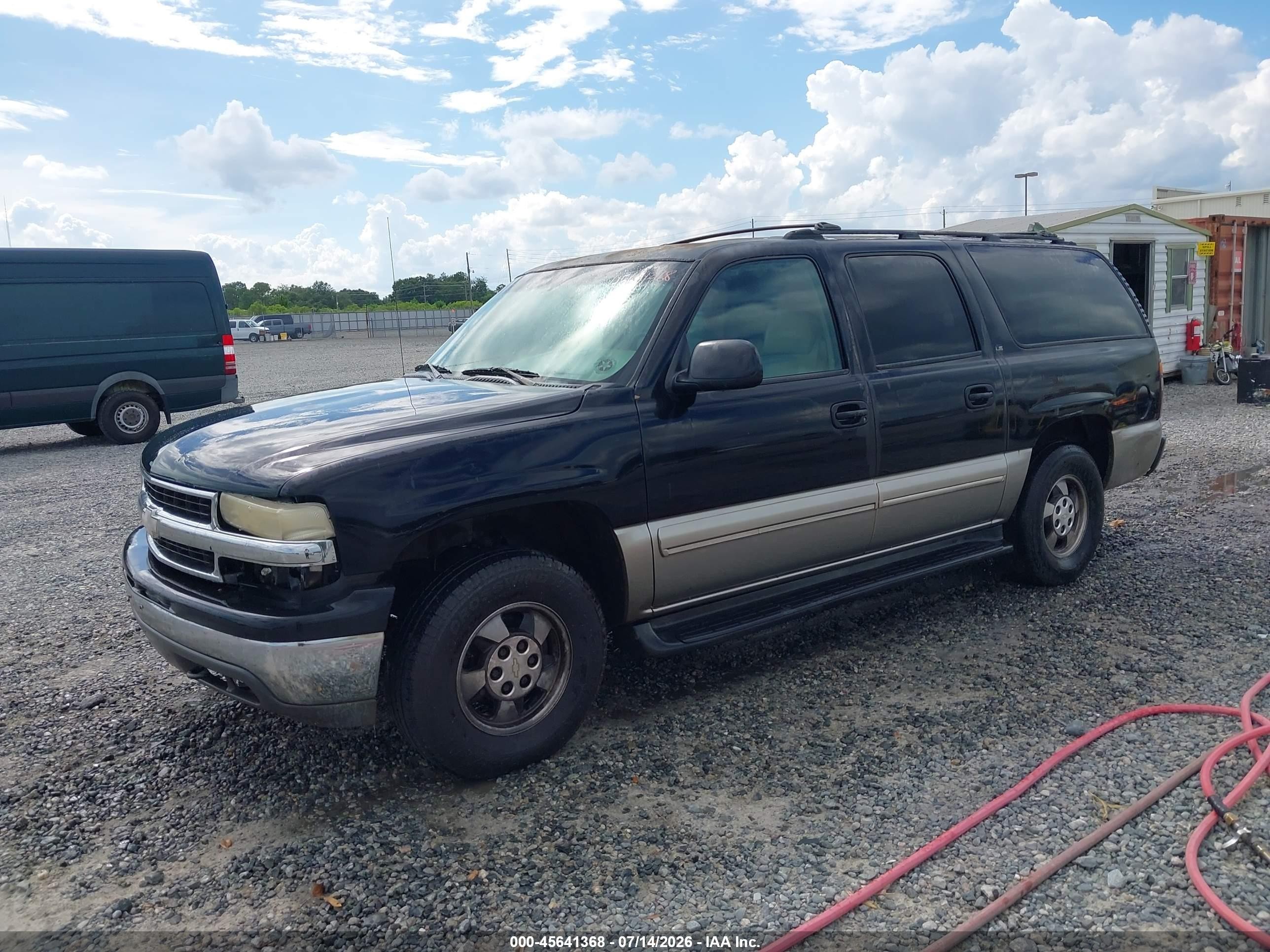 2001 Chevrolet Suburban 1500 Ls Black vin: 1GNEC16T31J149218