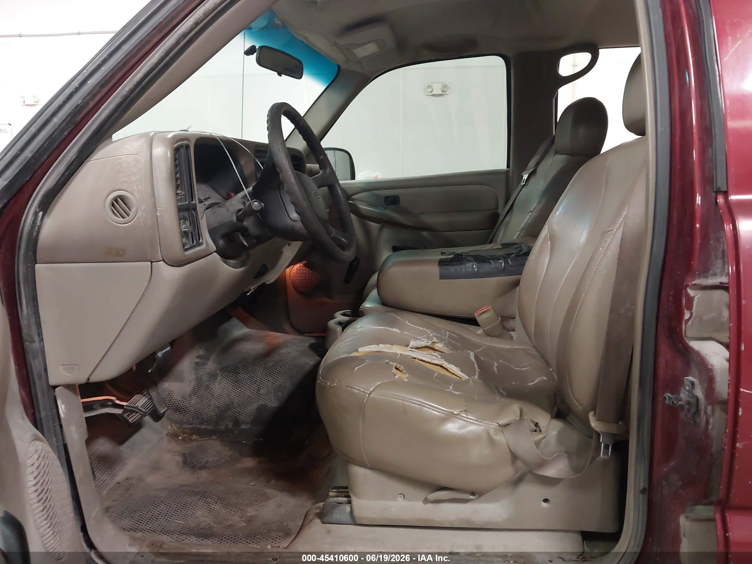 2001 Chevrolet Suburban 1500   Red vin: 1GNEC16T31J287227