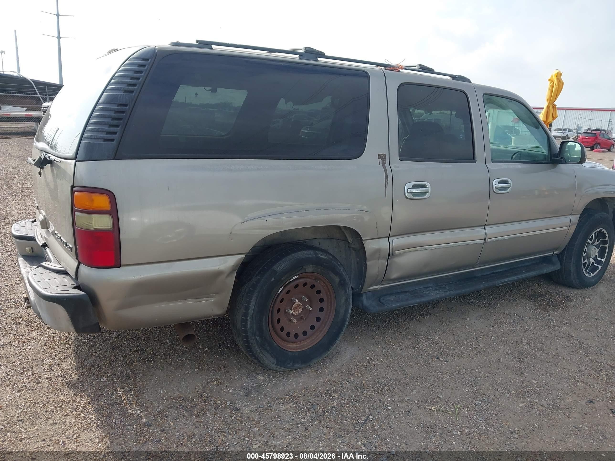 2001 Chevrolet Suburban 1500 Lt Gold vin: 1GNEC16T61J271801