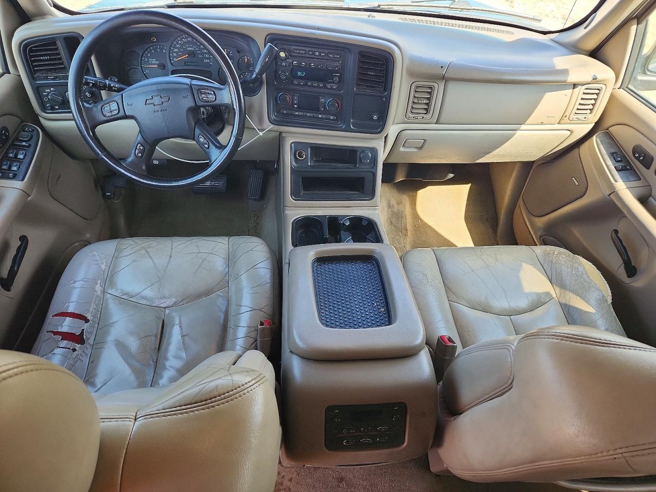 2004 Chevrolet Suburban C1500 Green vin: 1GNEC16T64J199373